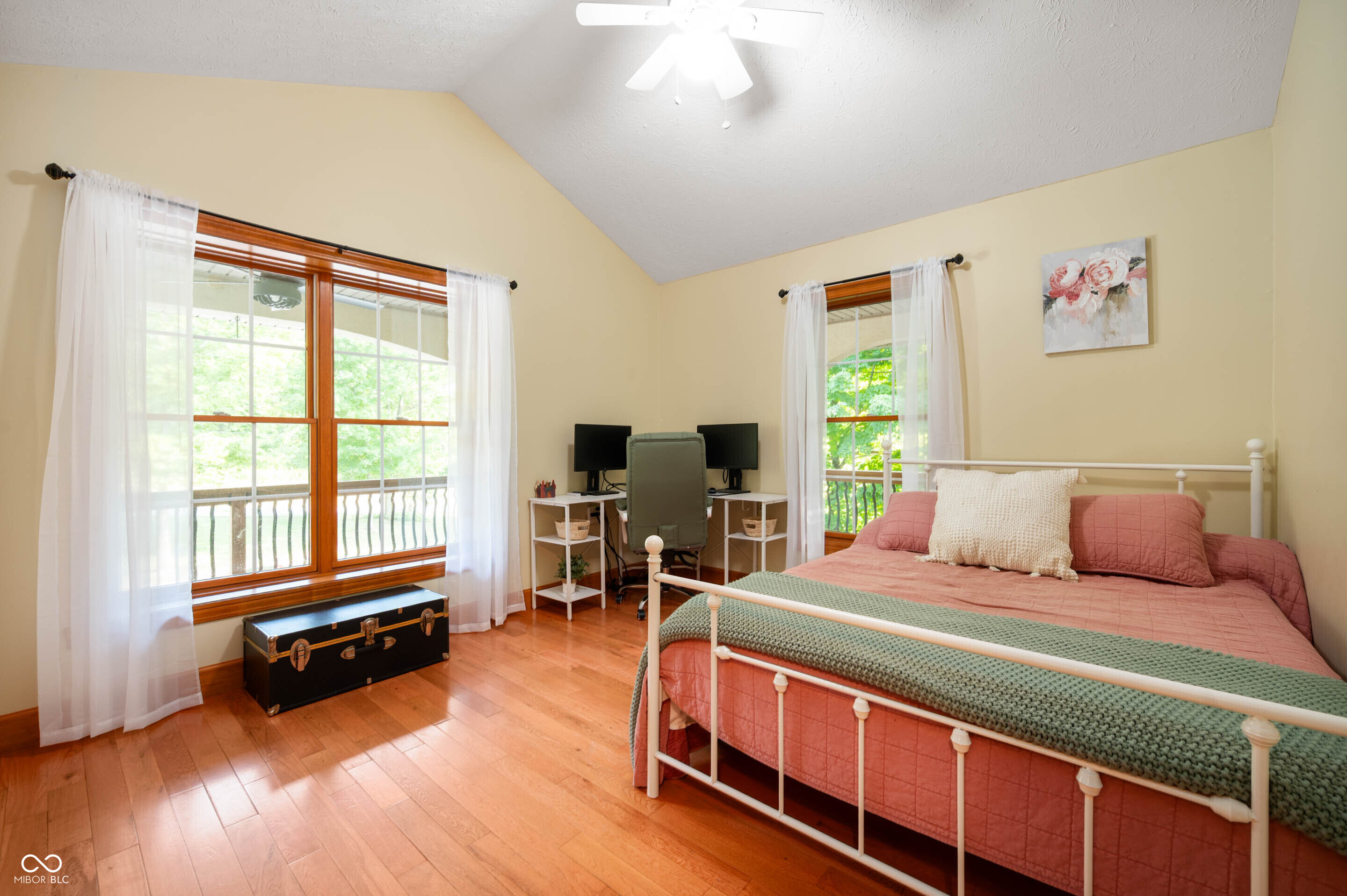 6913 W County Road 750 South