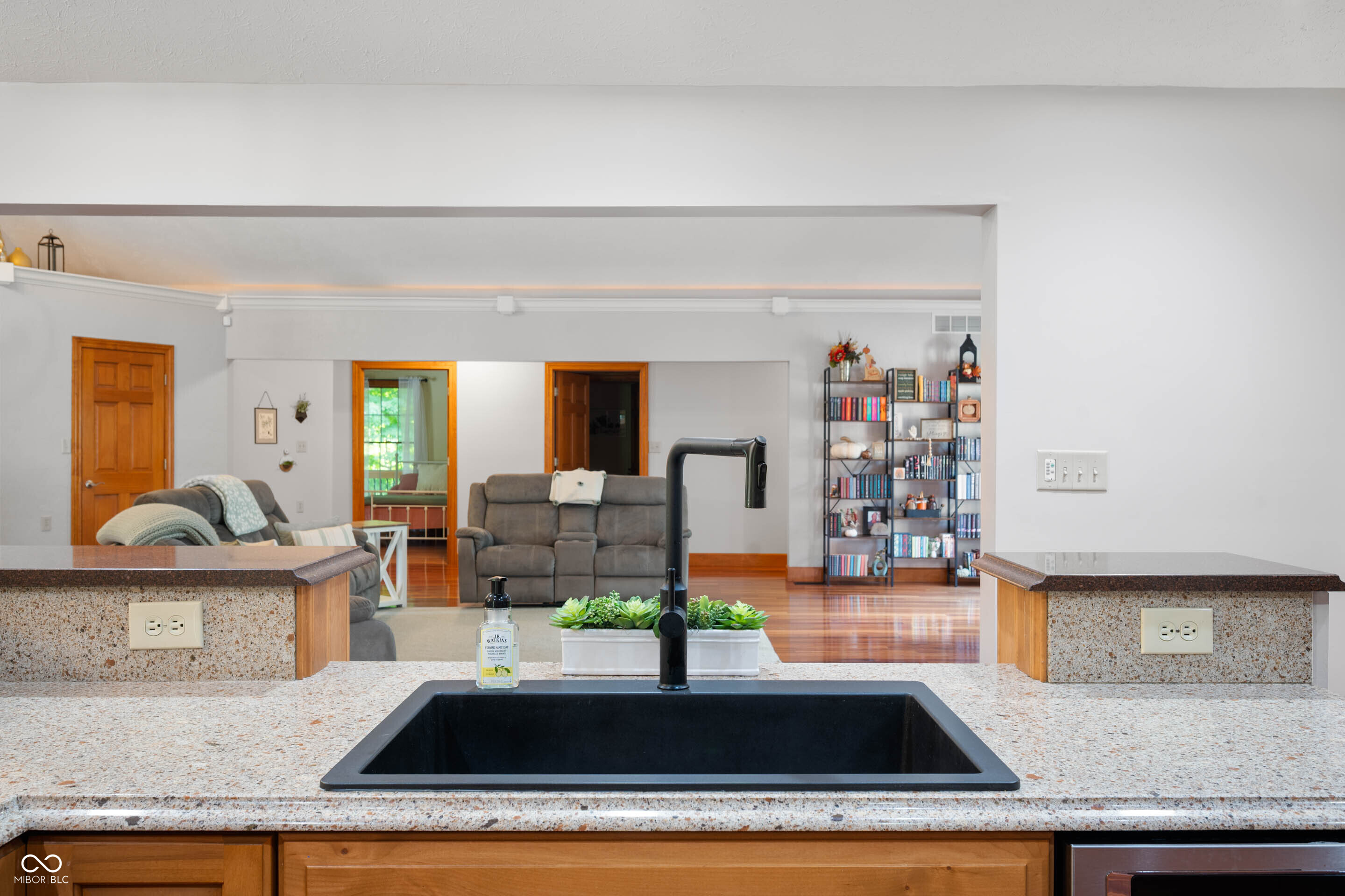 6913 W County Road 750 South