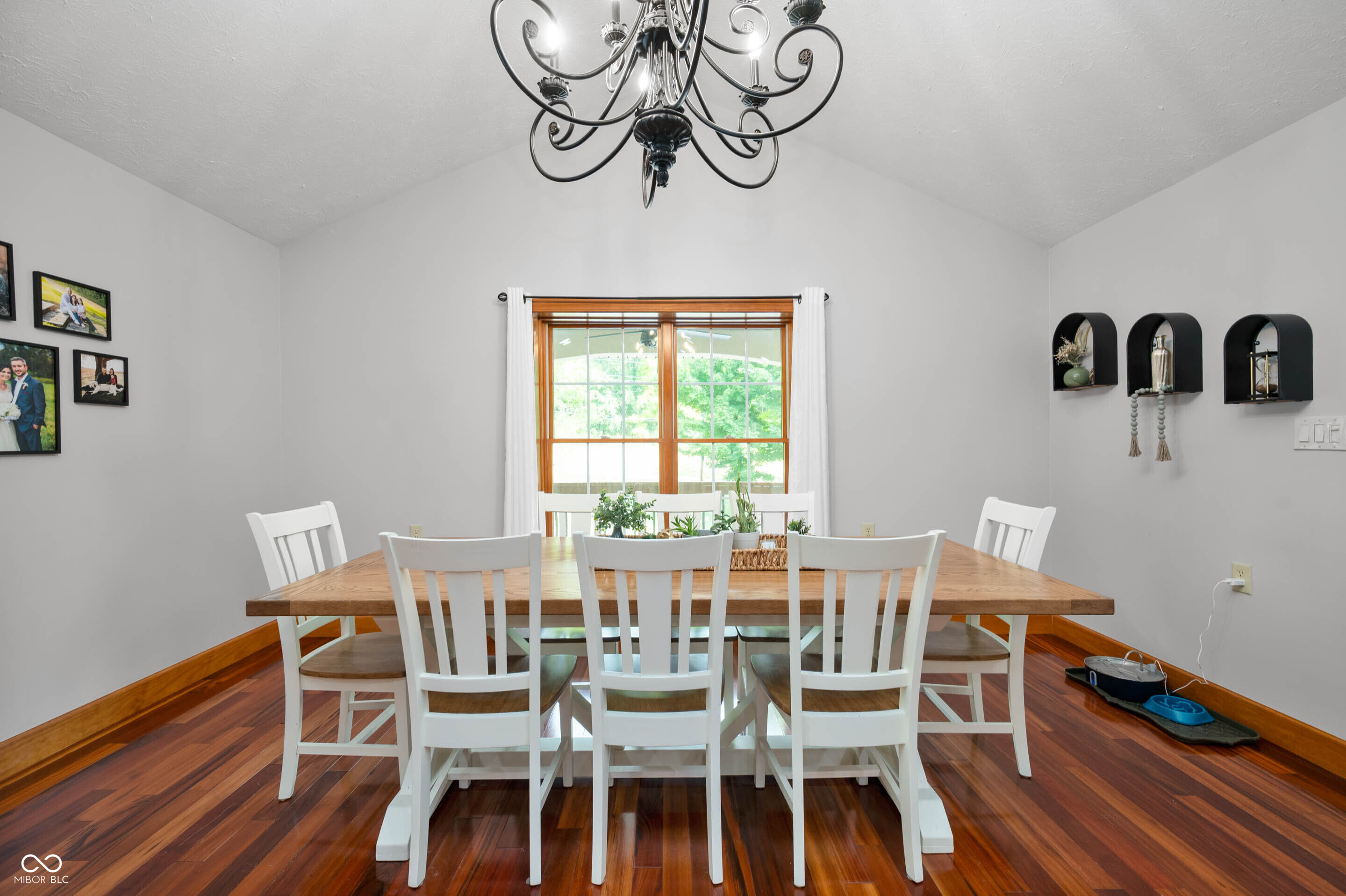 6913 W County Road 750 South