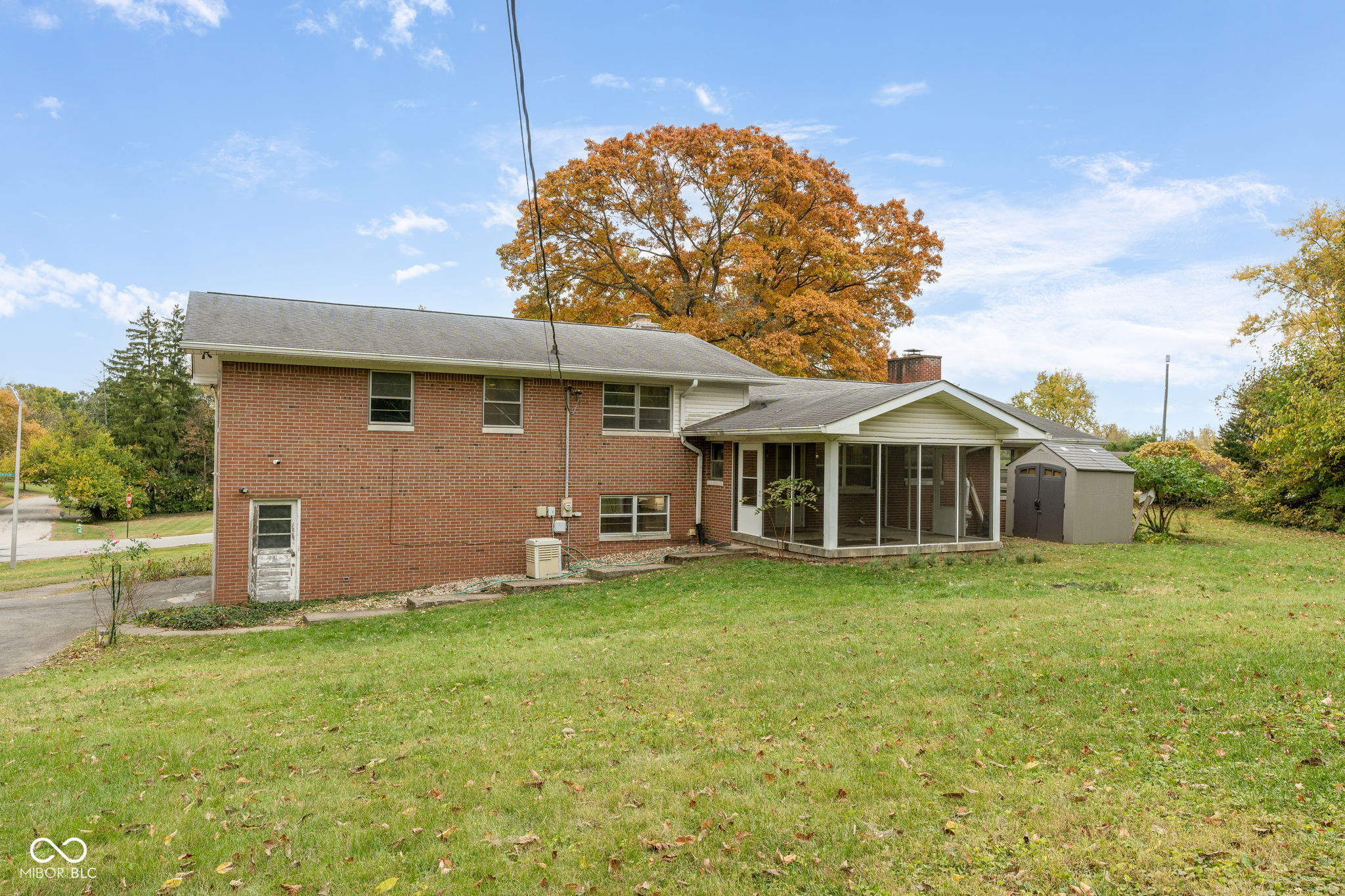 5940 N Emerson Avenue