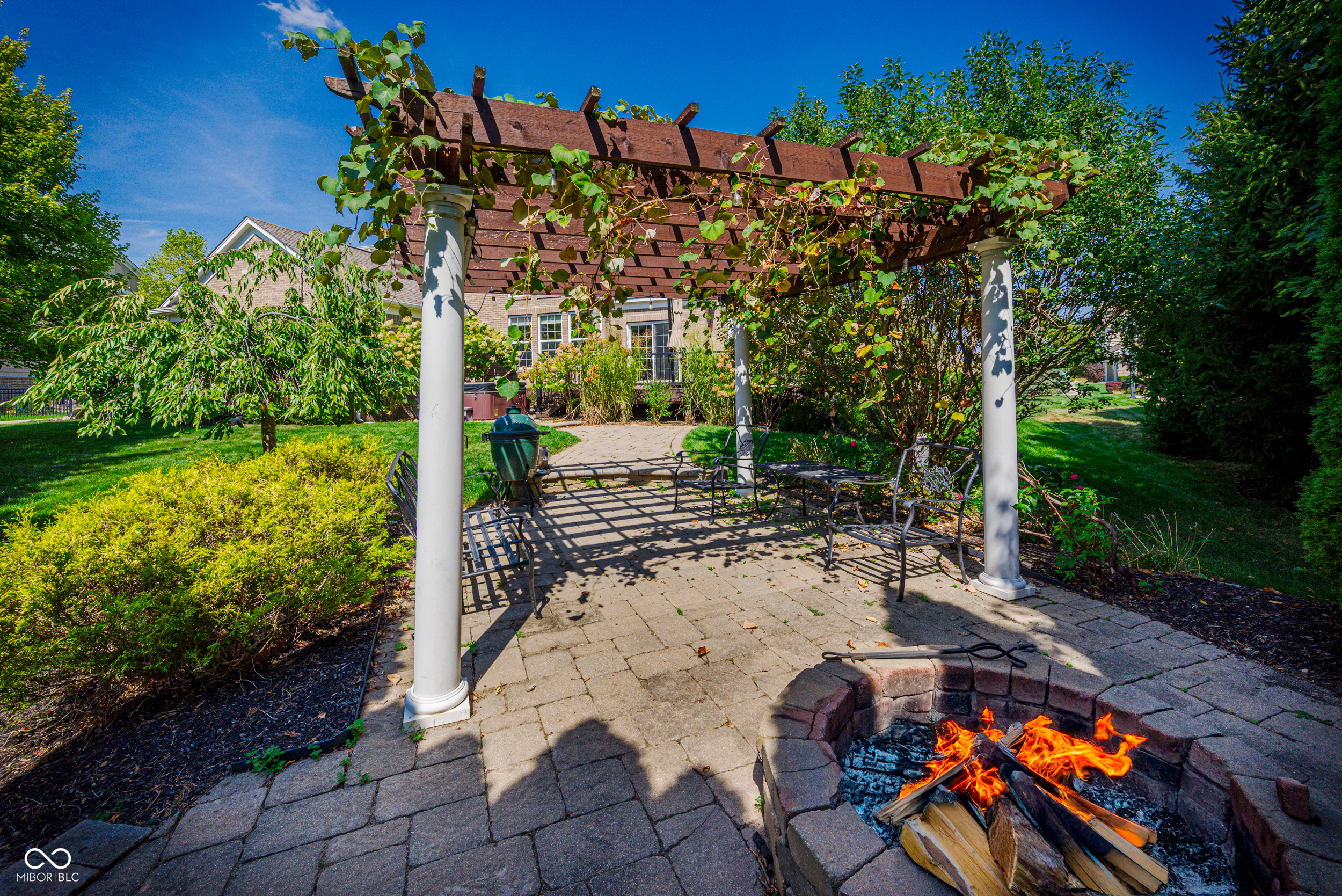 8879 Spring Violet Place