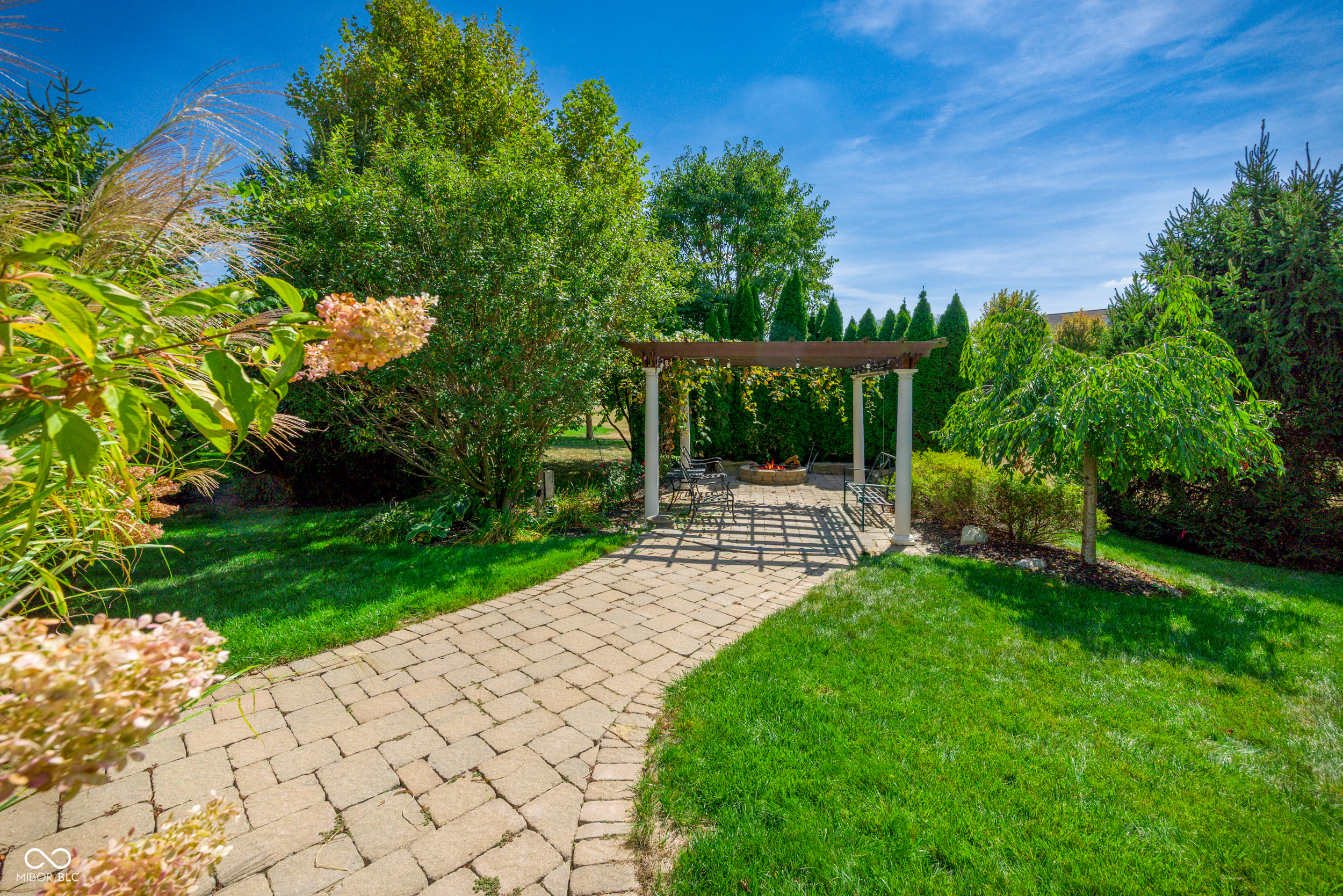 8879 Spring Violet Place