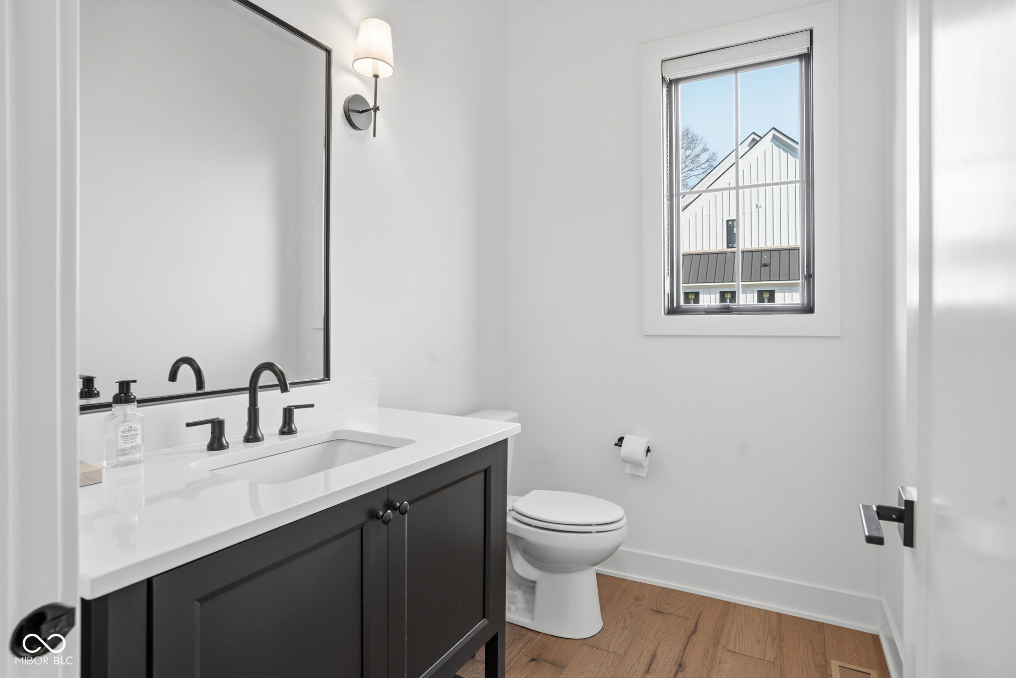 15860 Oak Park Vista