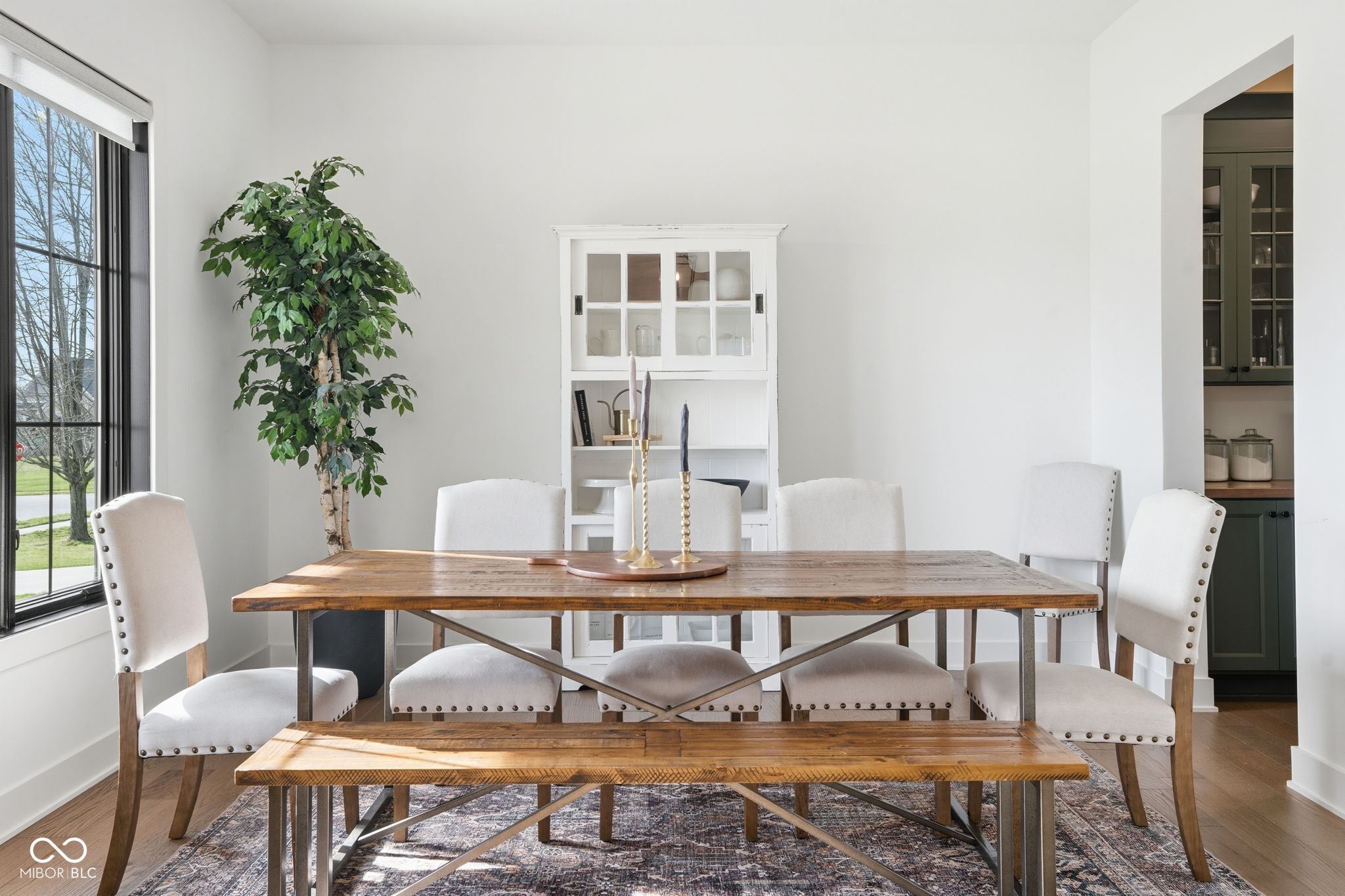 15860 Oak Park Vista