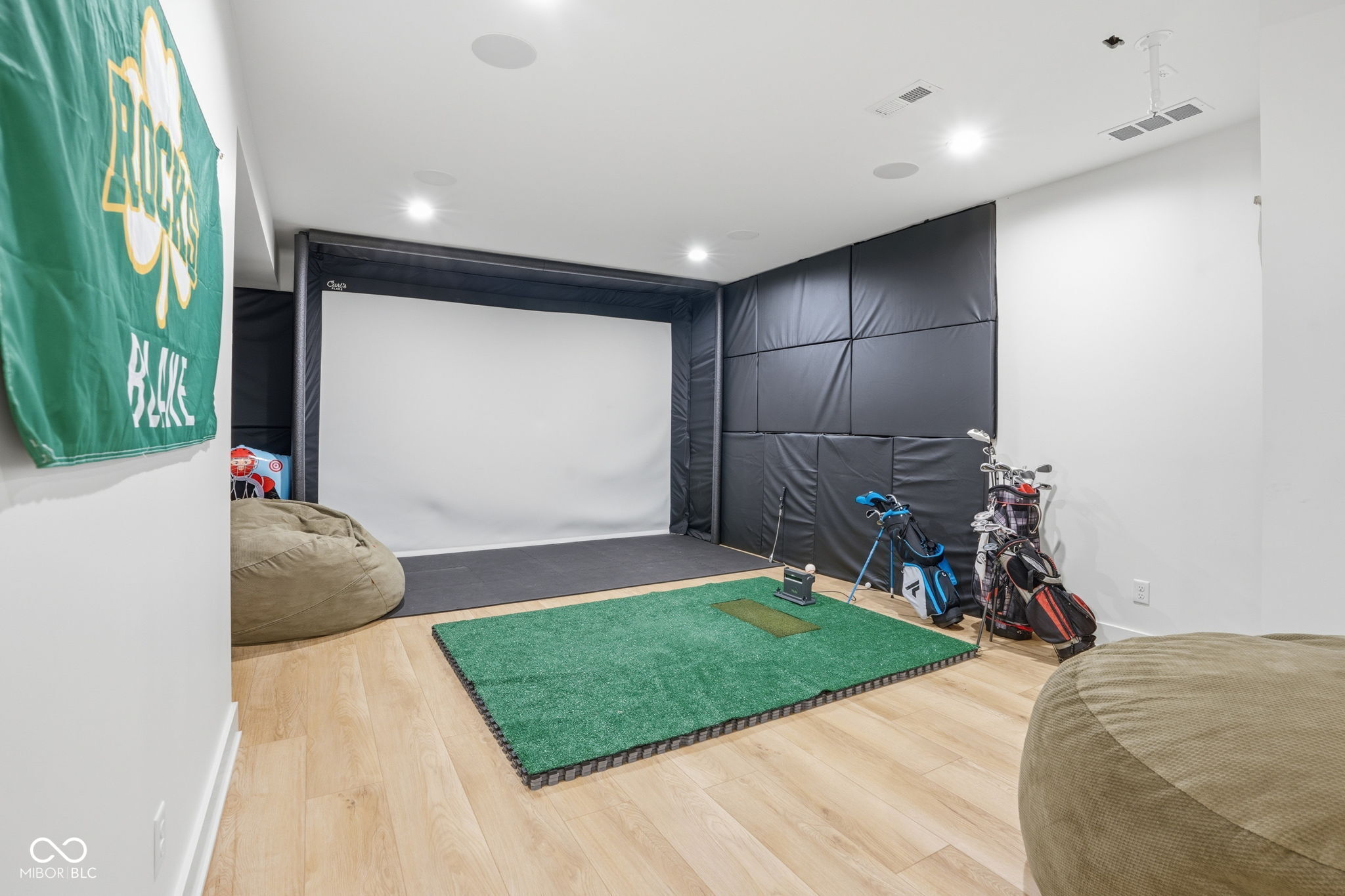 15860 Oak Park Vista