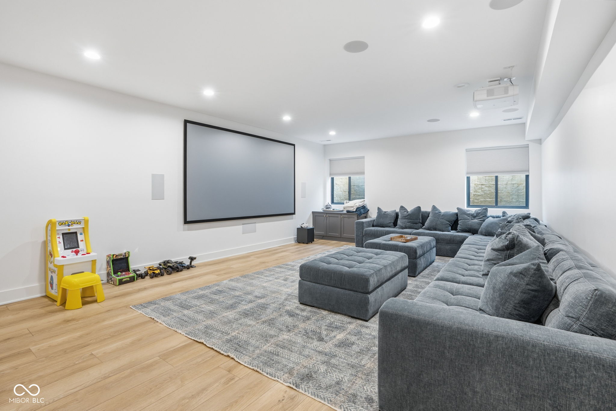 15860 Oak Park Vista