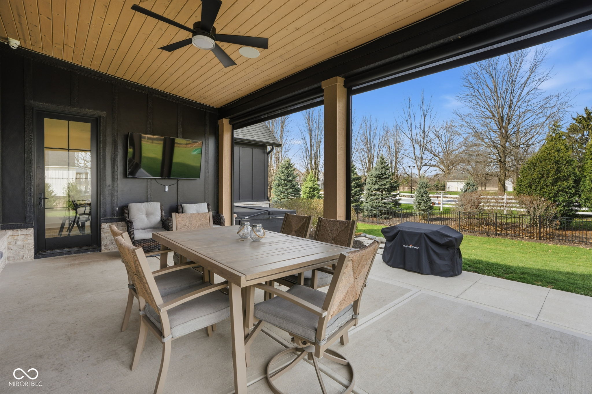 15860 Oak Park Vista