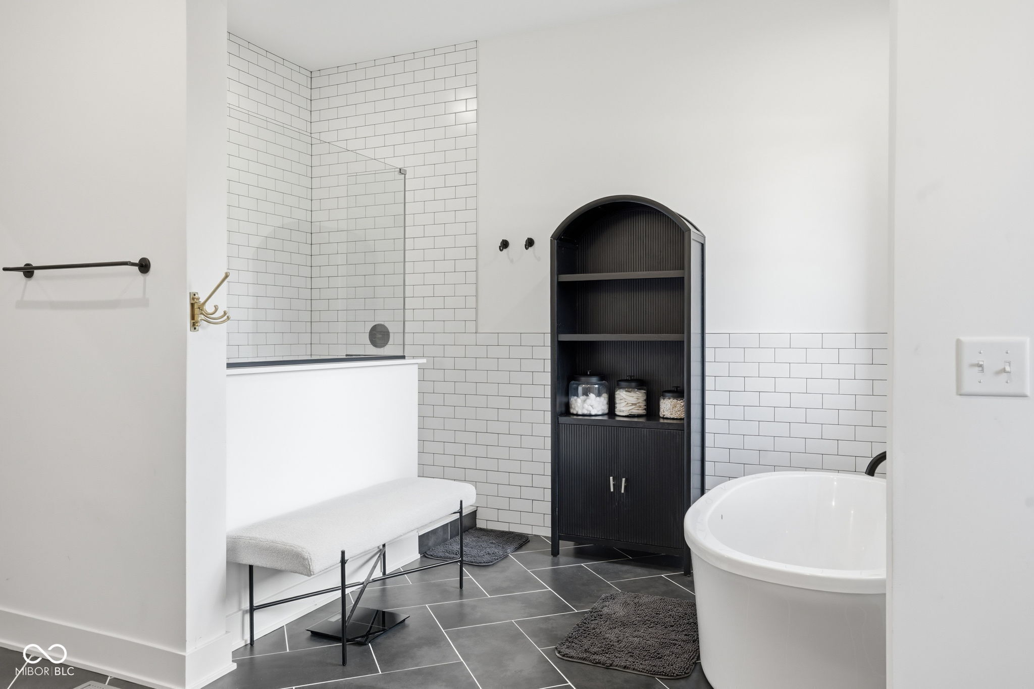 15860 Oak Park Vista