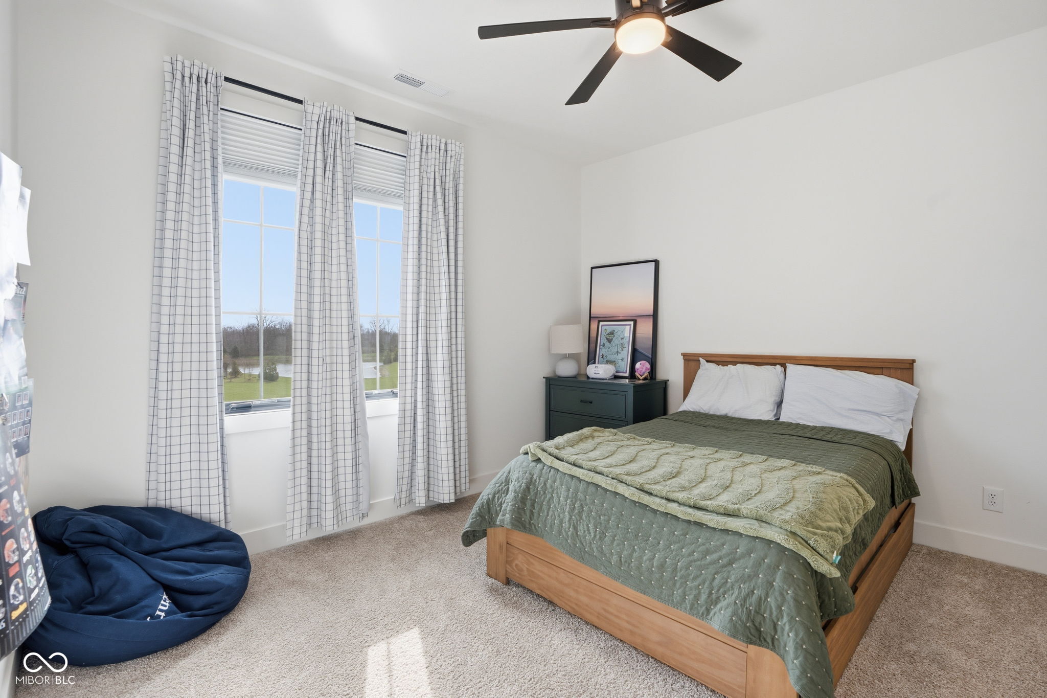 15860 Oak Park Vista