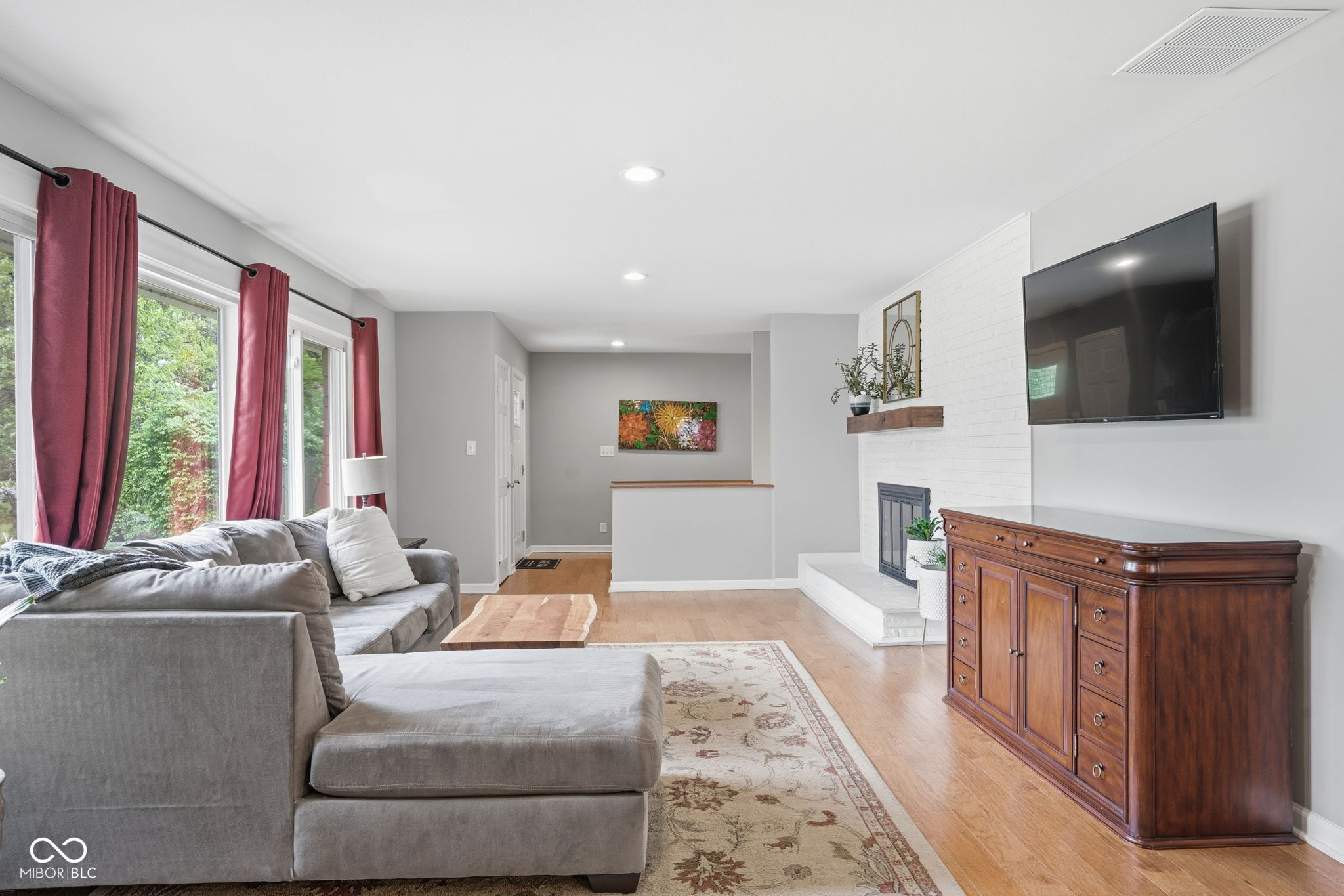 4865 Kessler Boulevard East Drive