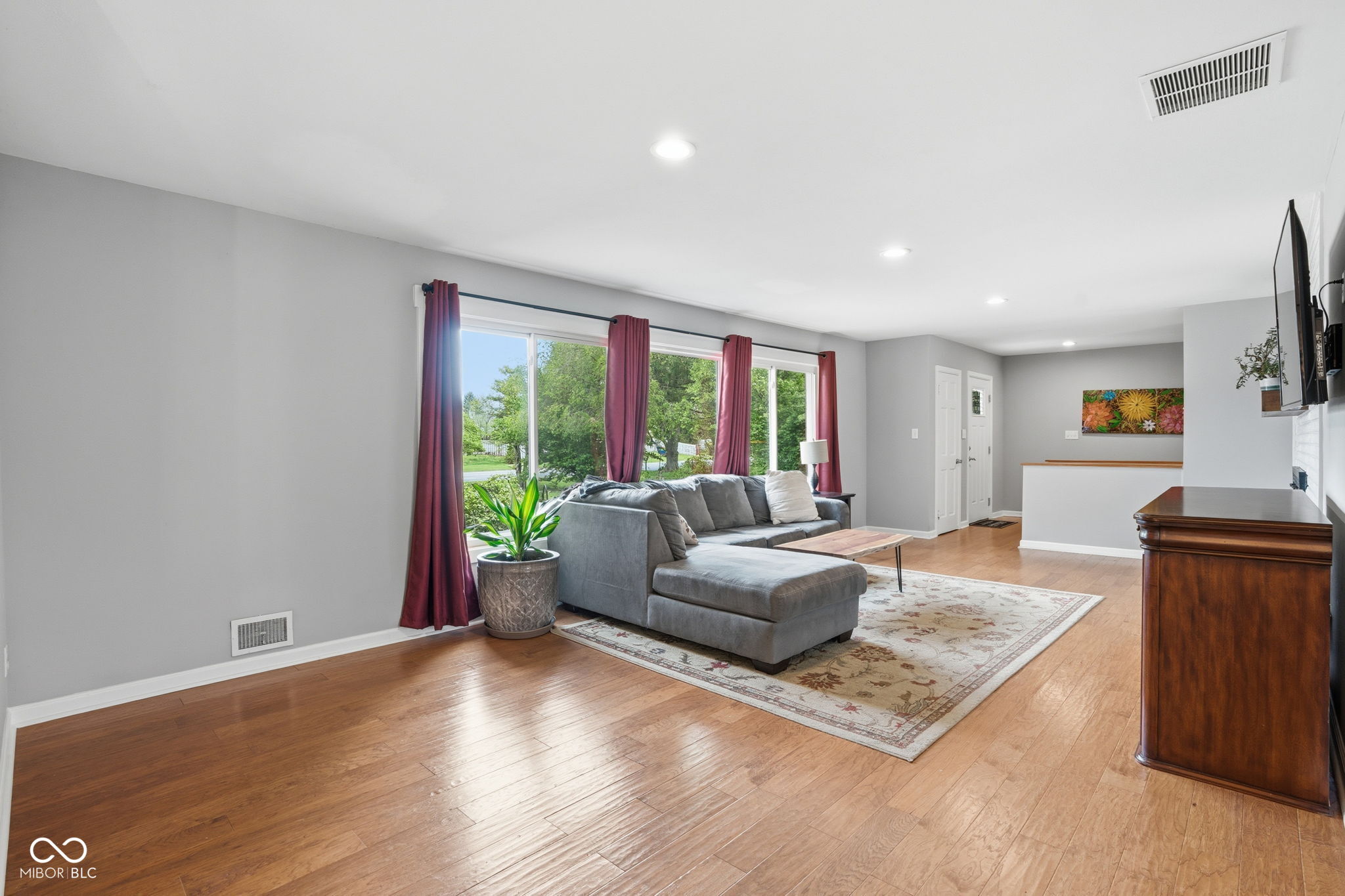 4865 Kessler Boulevard East Drive