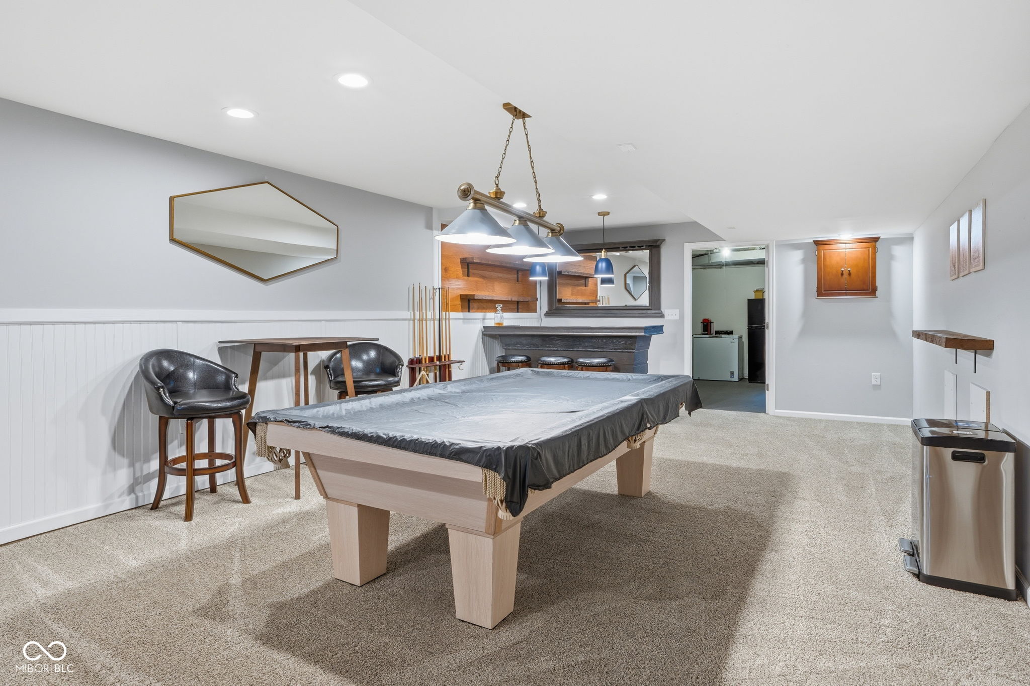 4865 Kessler Boulevard East Drive