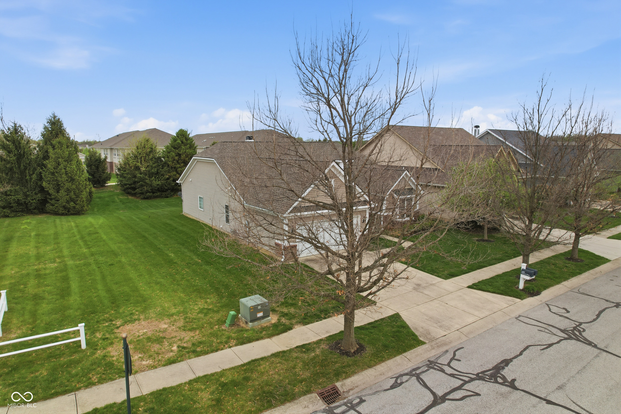 1307 Trescott Drive