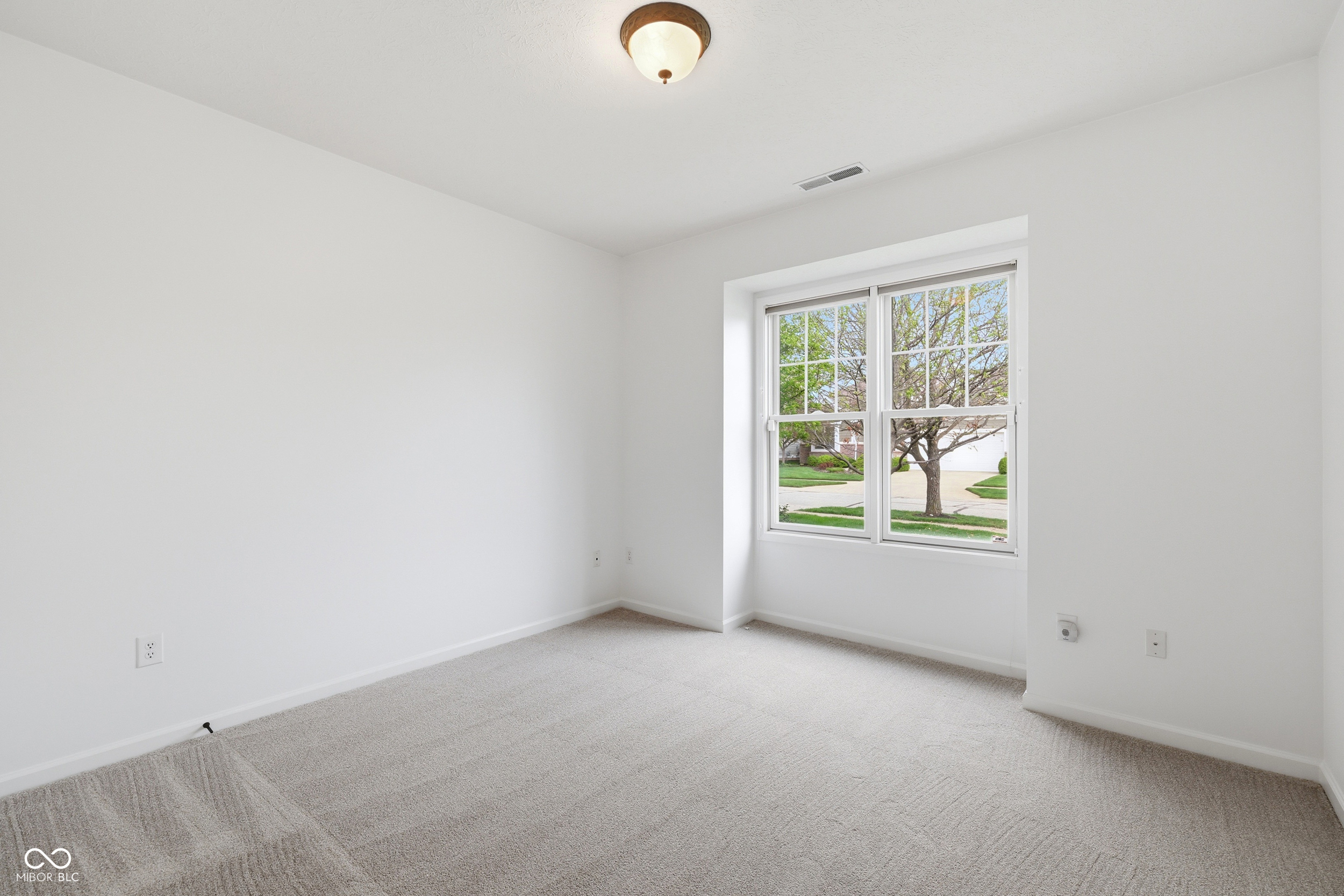 1307 Trescott Drive