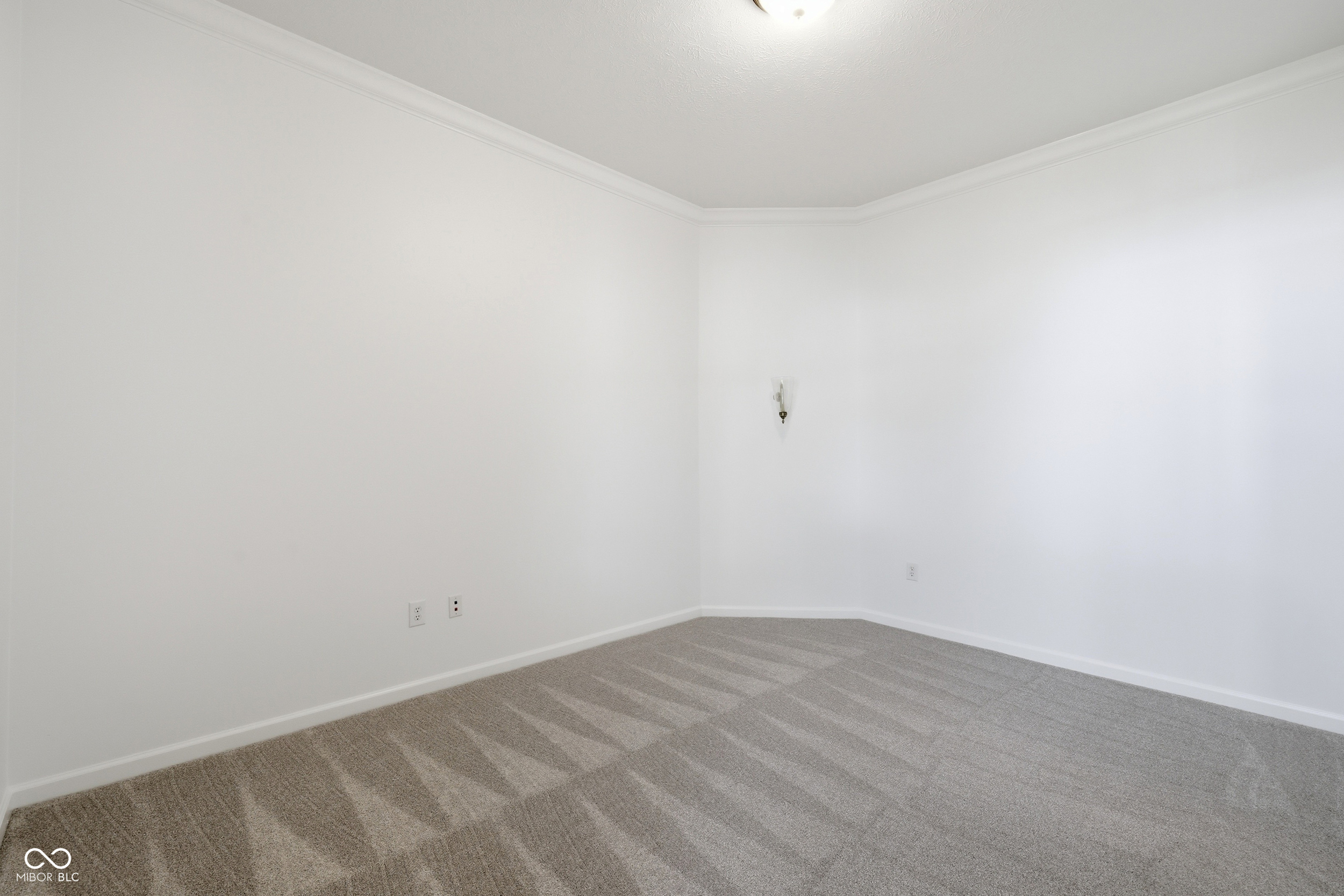 1307 Trescott Drive