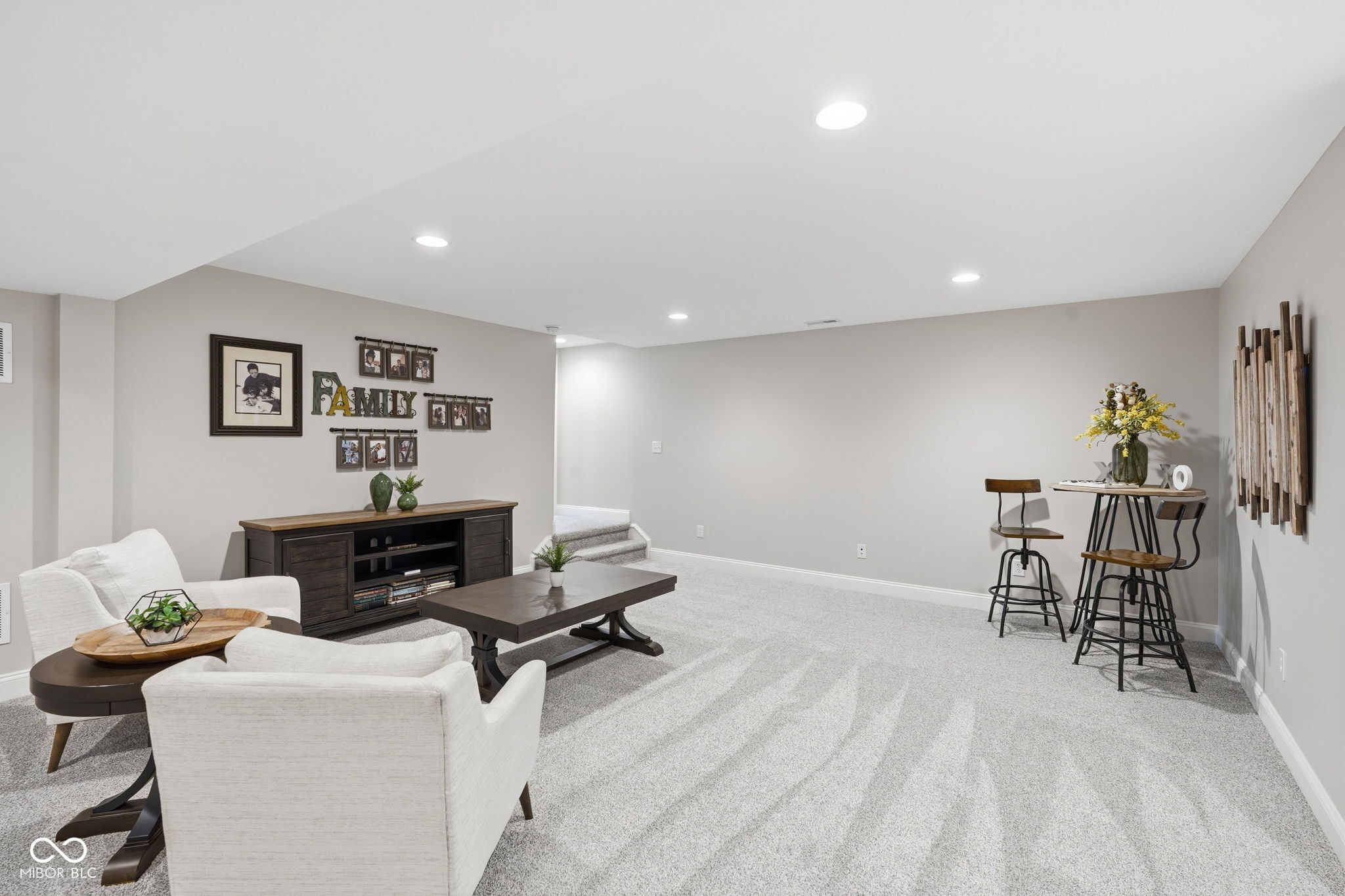 5069 Montview Way
