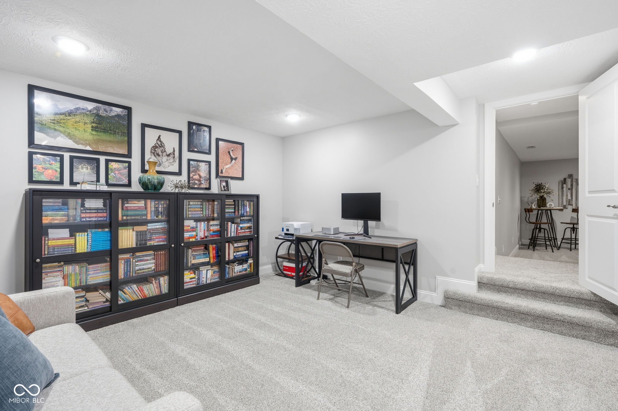 5069 Montview Way