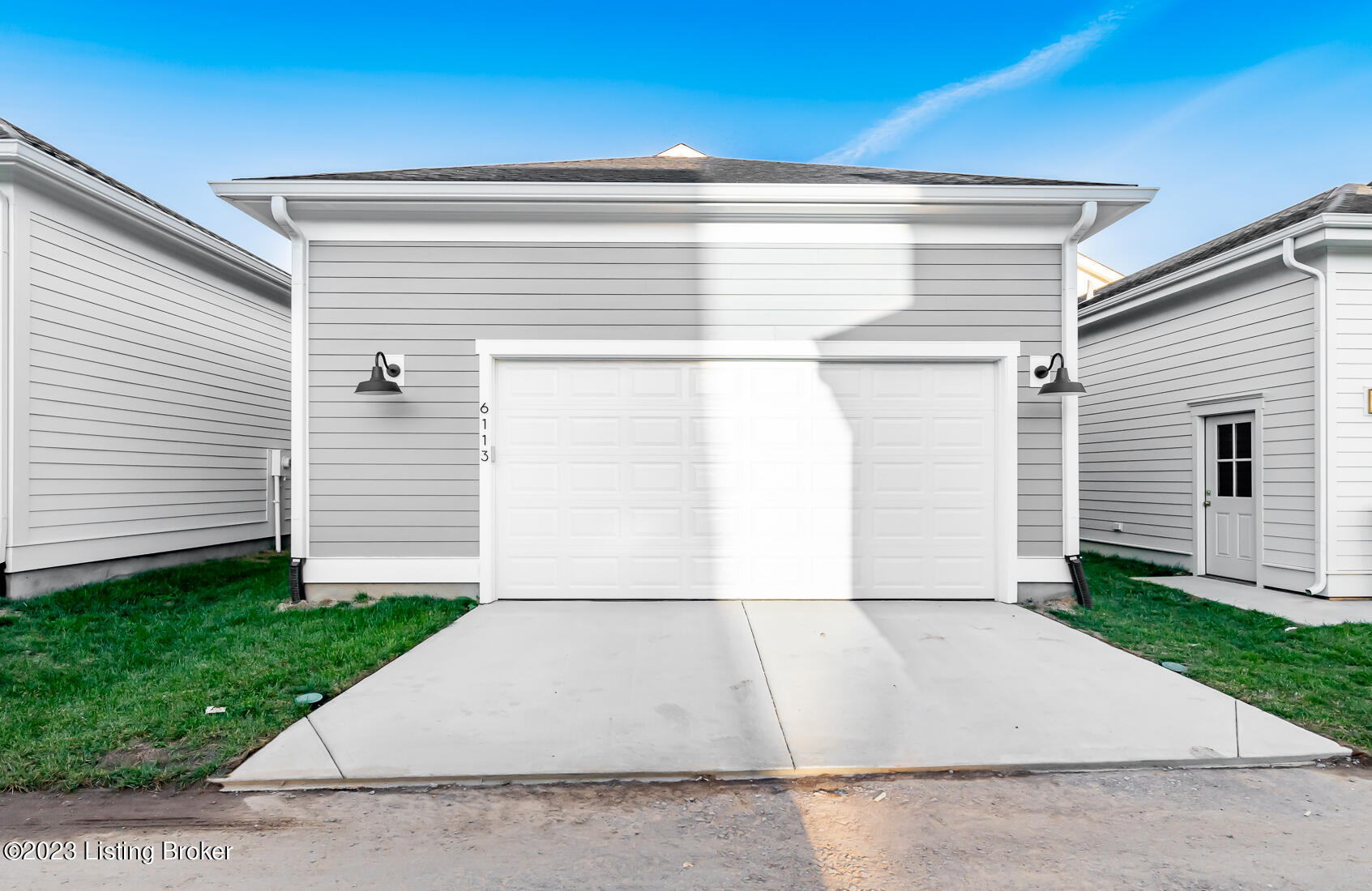 6113 Passionflower Dr