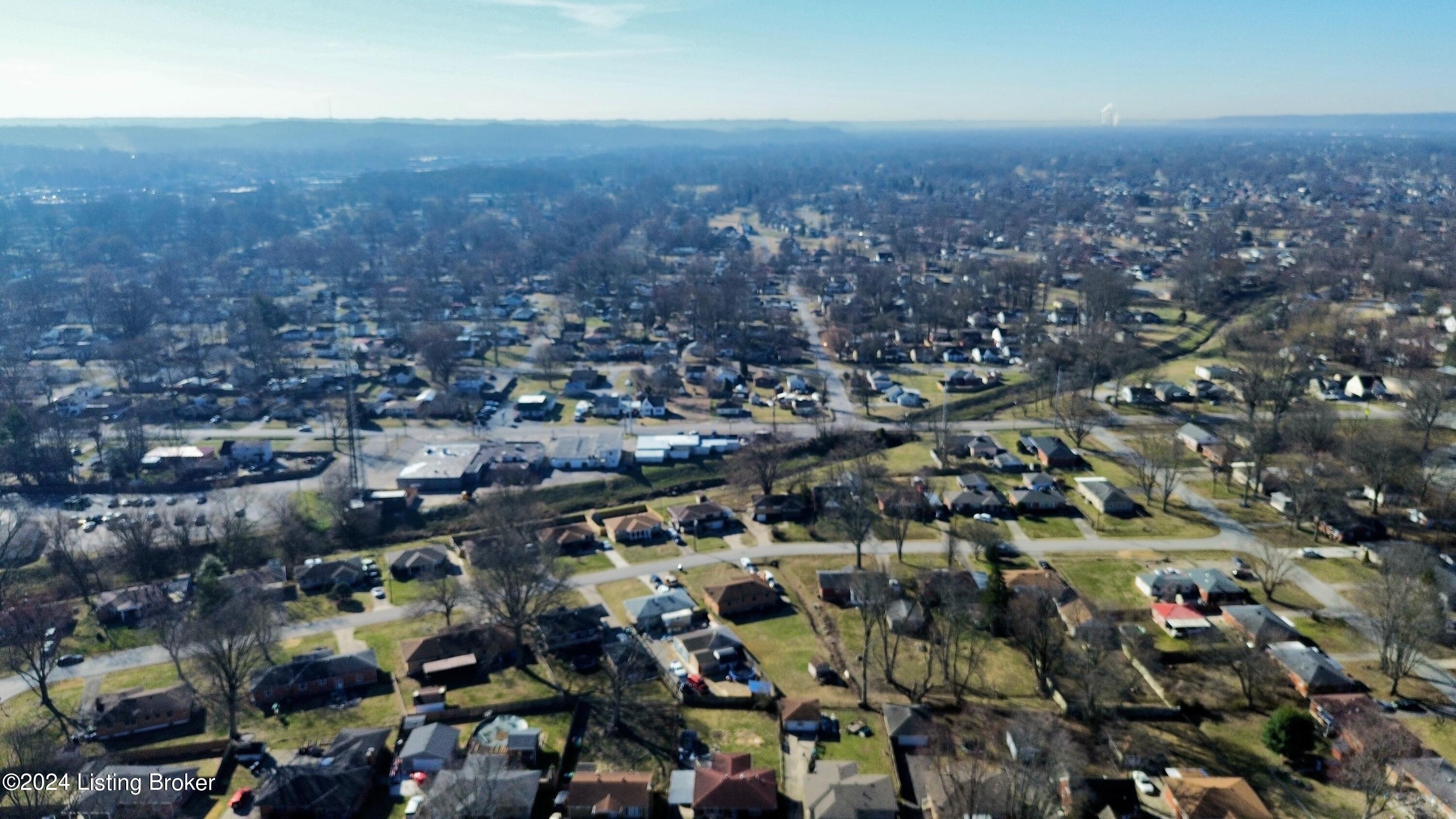 2326 Lindsey Dr