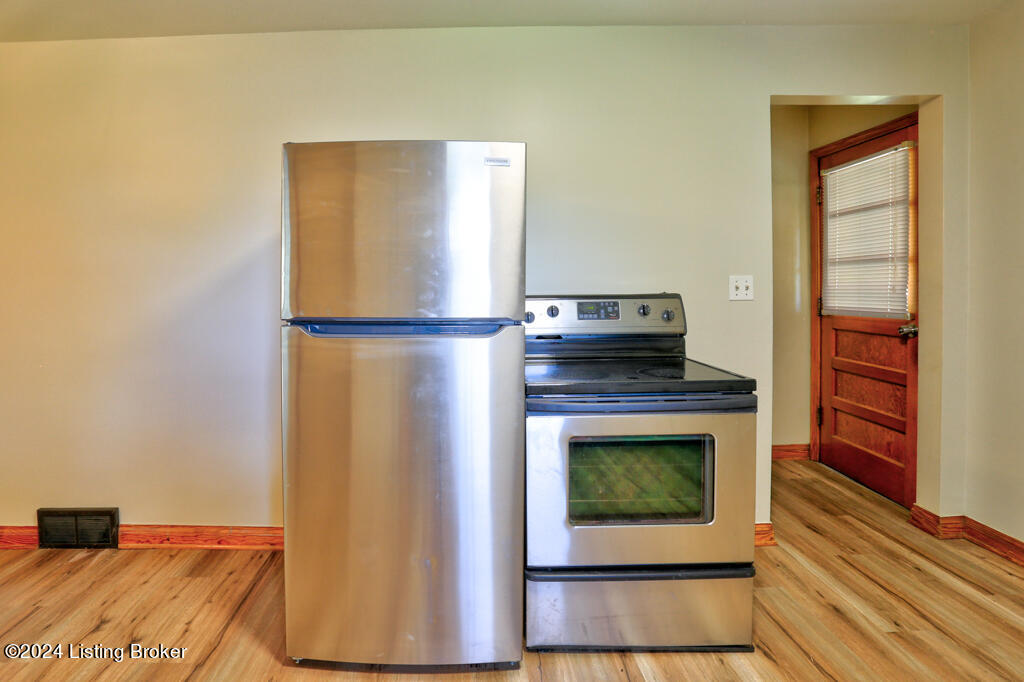 2326 Lindsey Dr