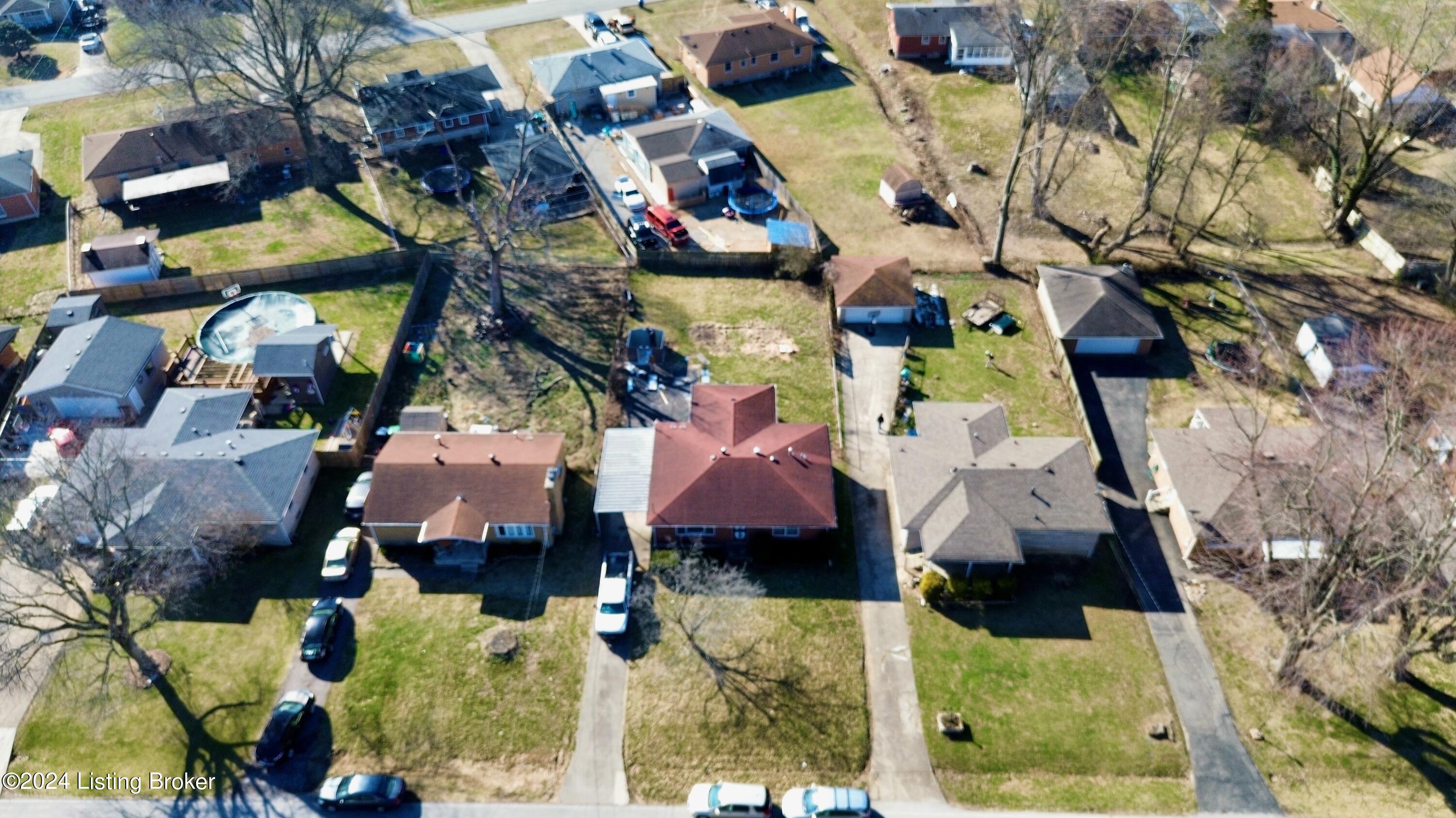 2326 Lindsey Dr