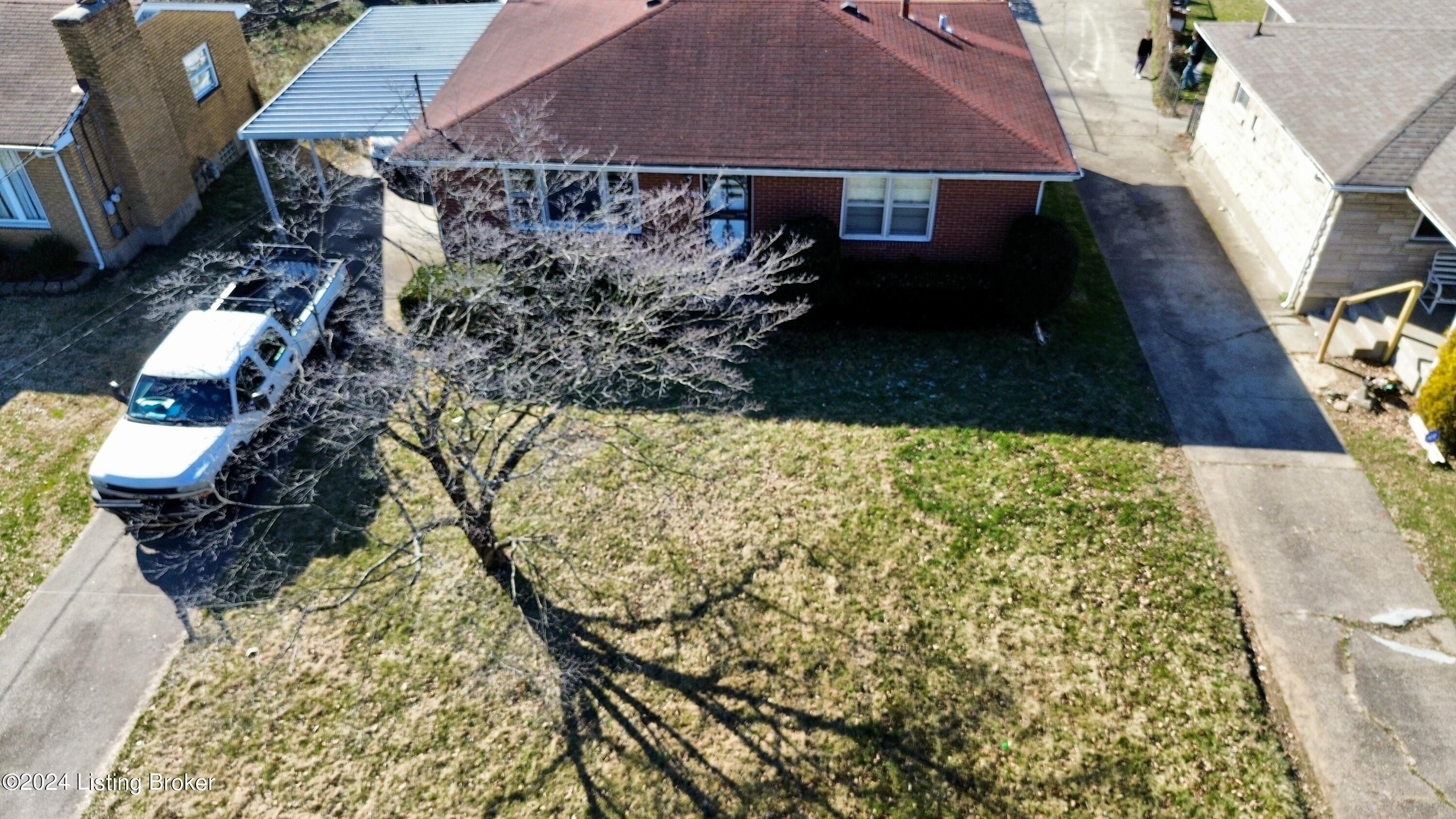 2326 Lindsey Dr