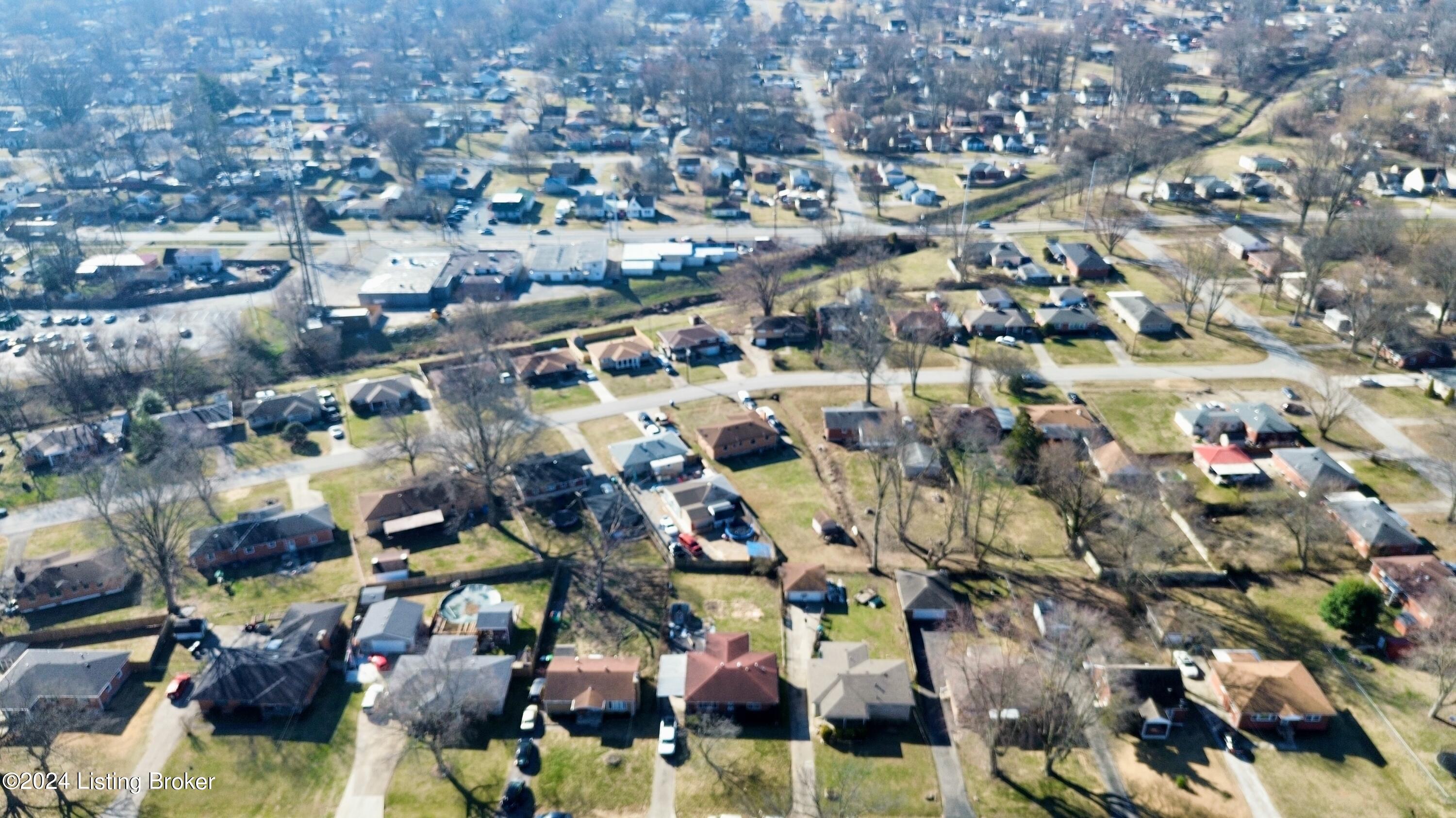 2326 Lindsey Dr