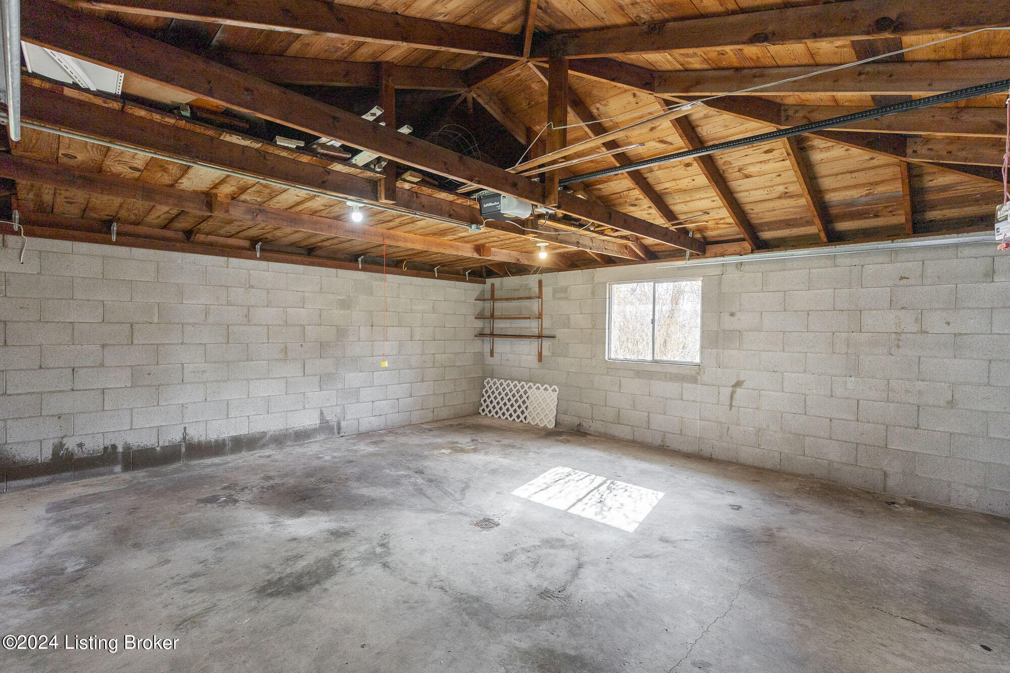 1726 Clayton Rd