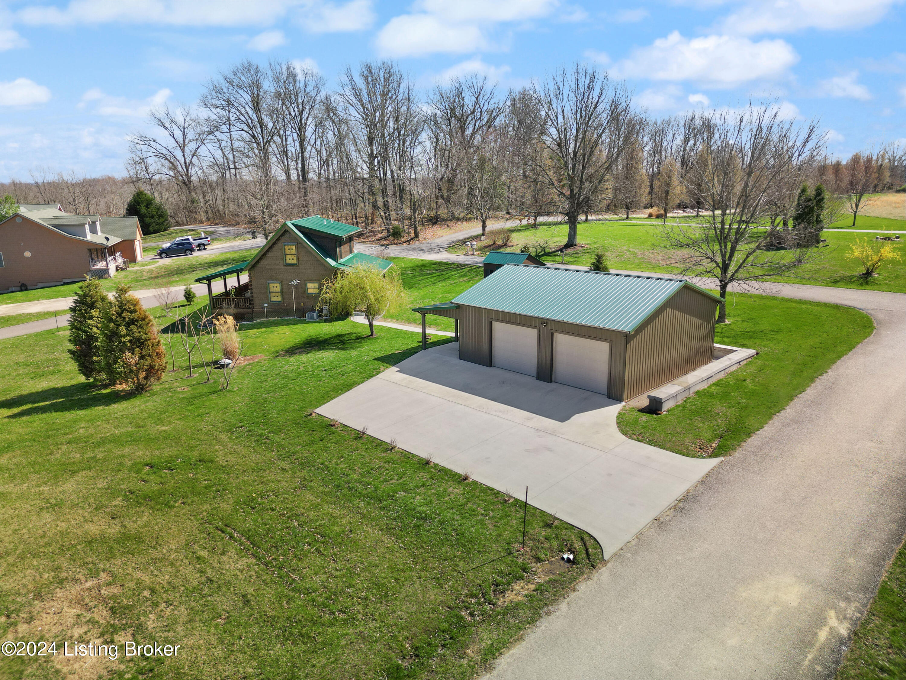9012 W Patoka Ln