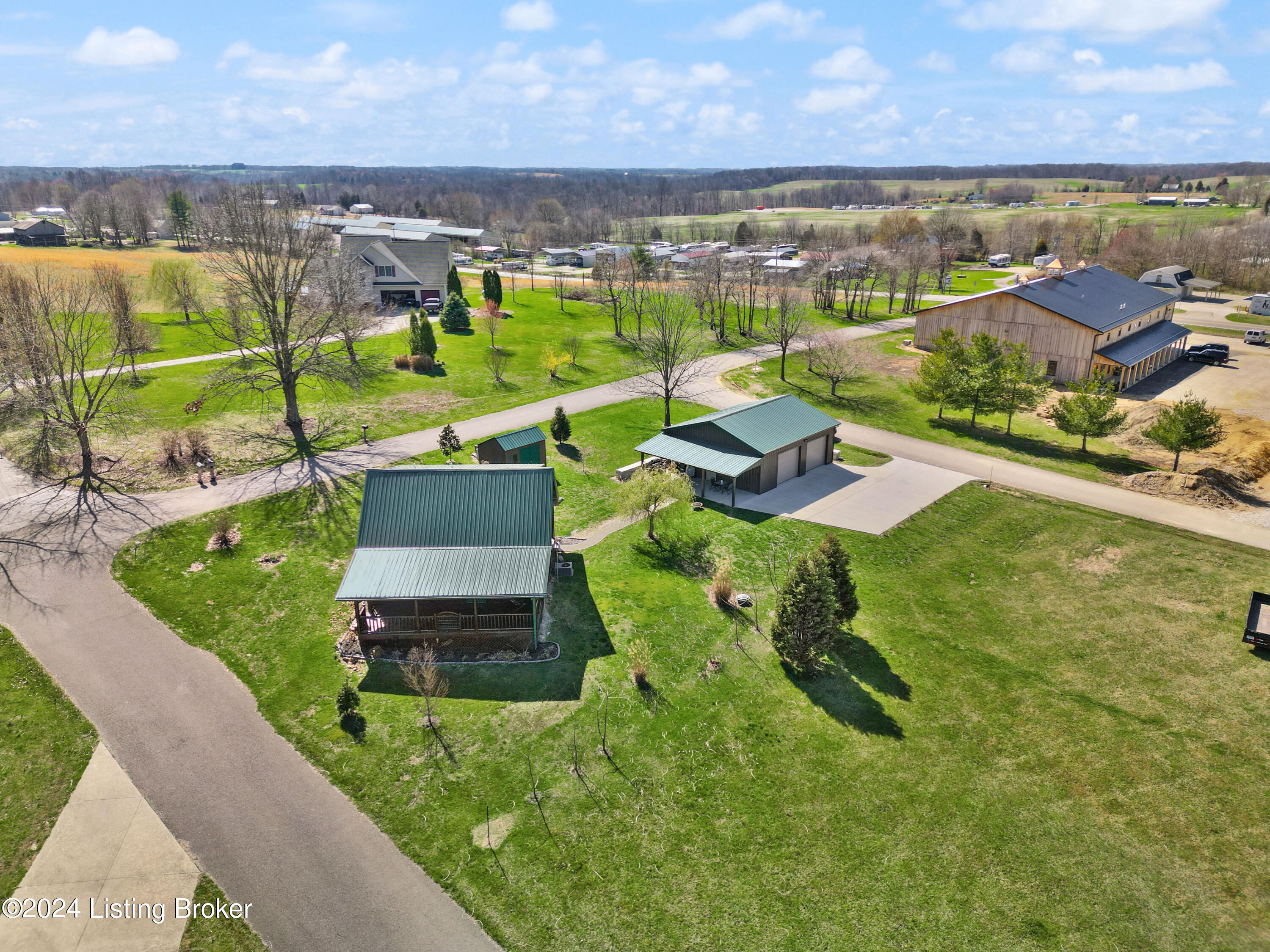 9012 W Patoka Ln