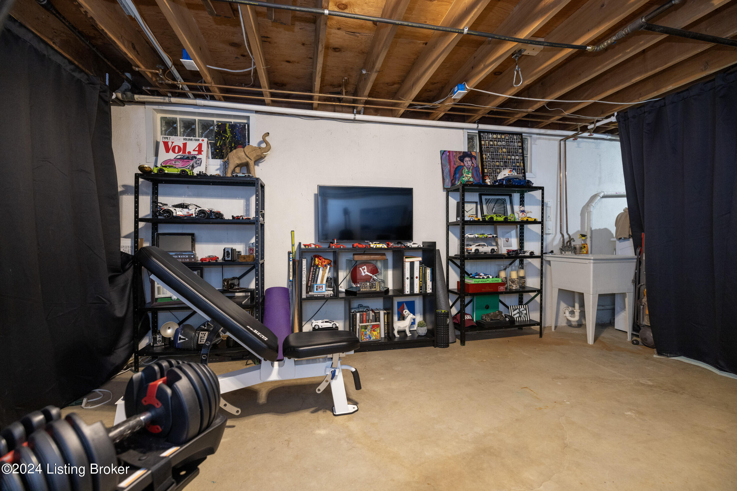 9003 Seaton Springs Pkwy