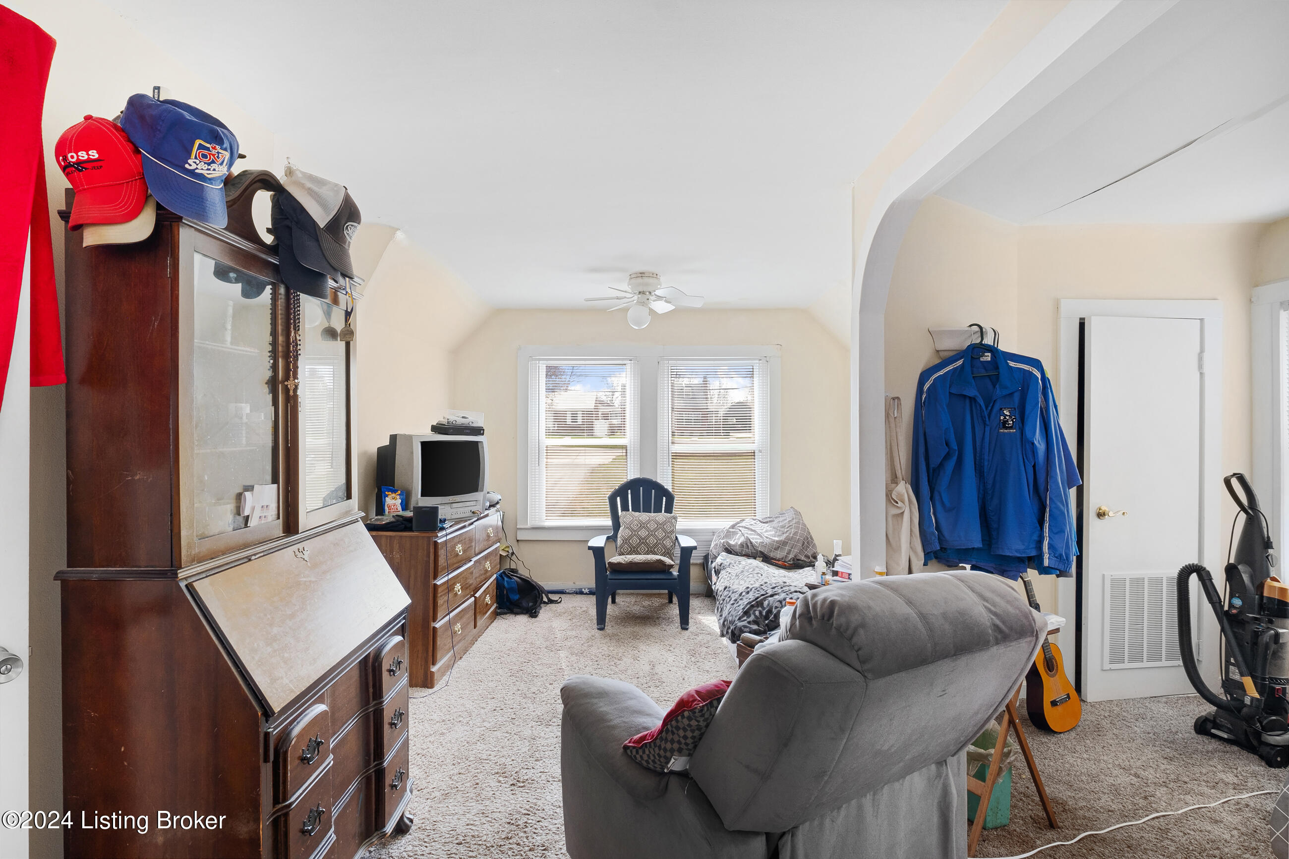 1037 Trevilian Way