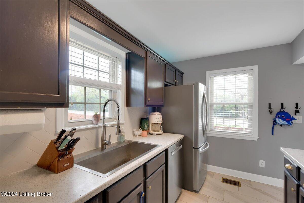 4199 Blenheim Rd