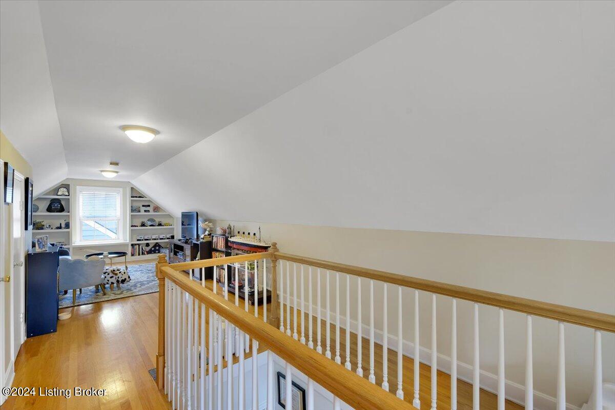 4199 Blenheim Rd
