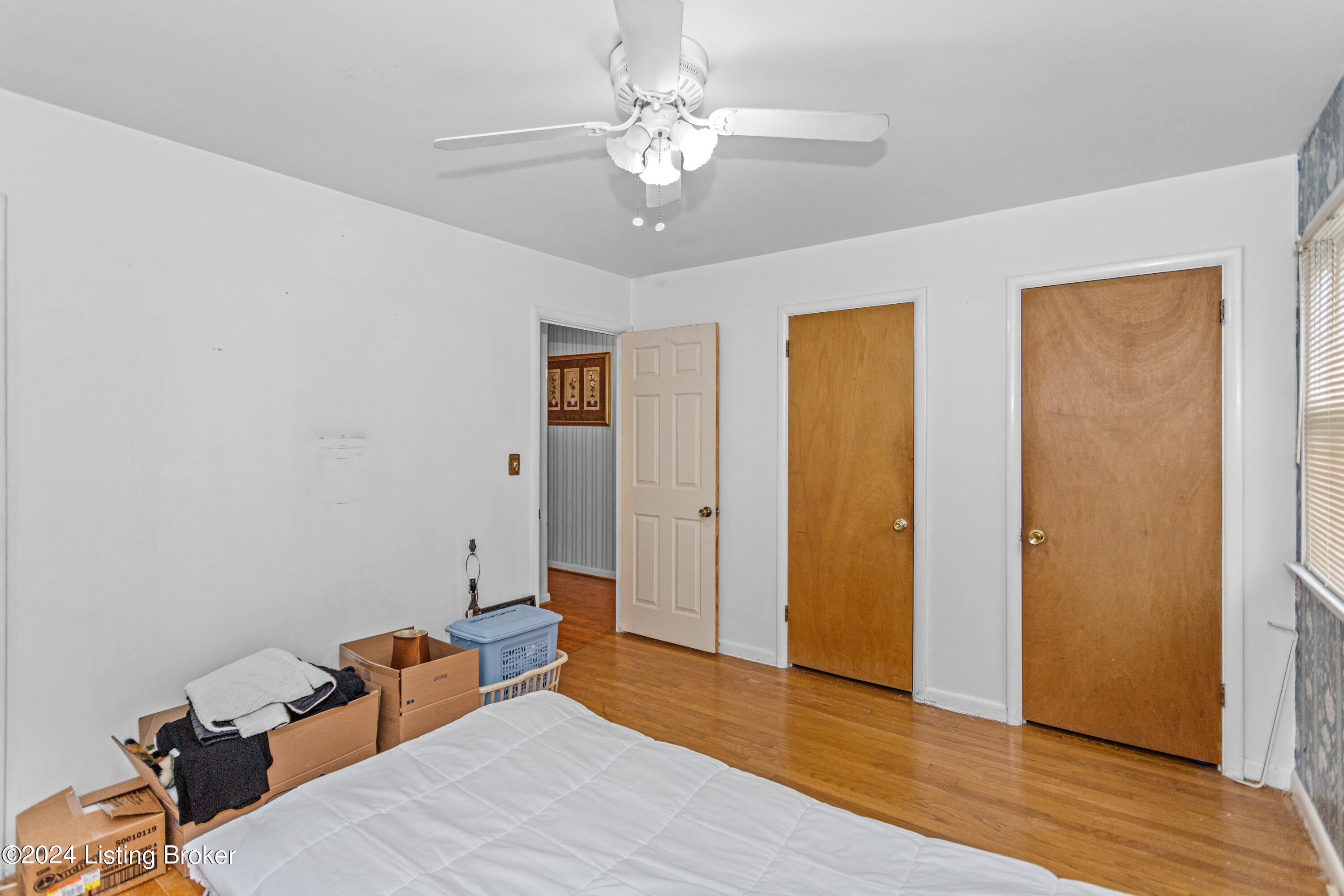 3722 Glen Oak Dr
