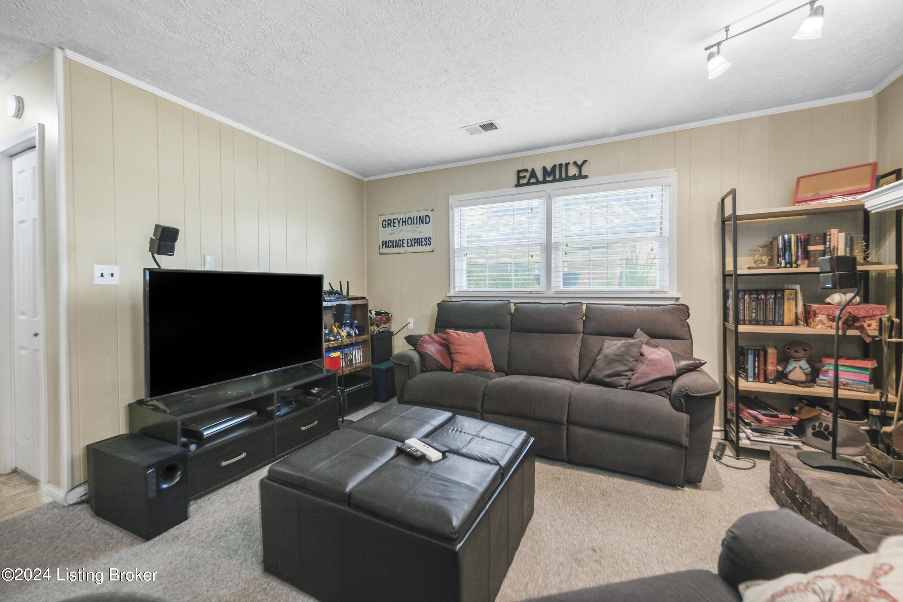 3605 Birnamwood Ct