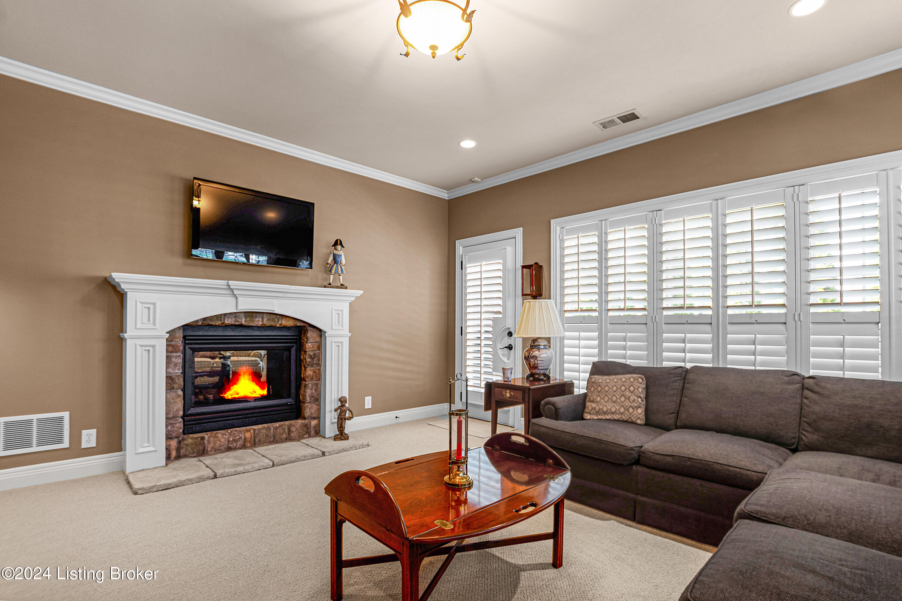 18616 Chadwick Glen Cir
