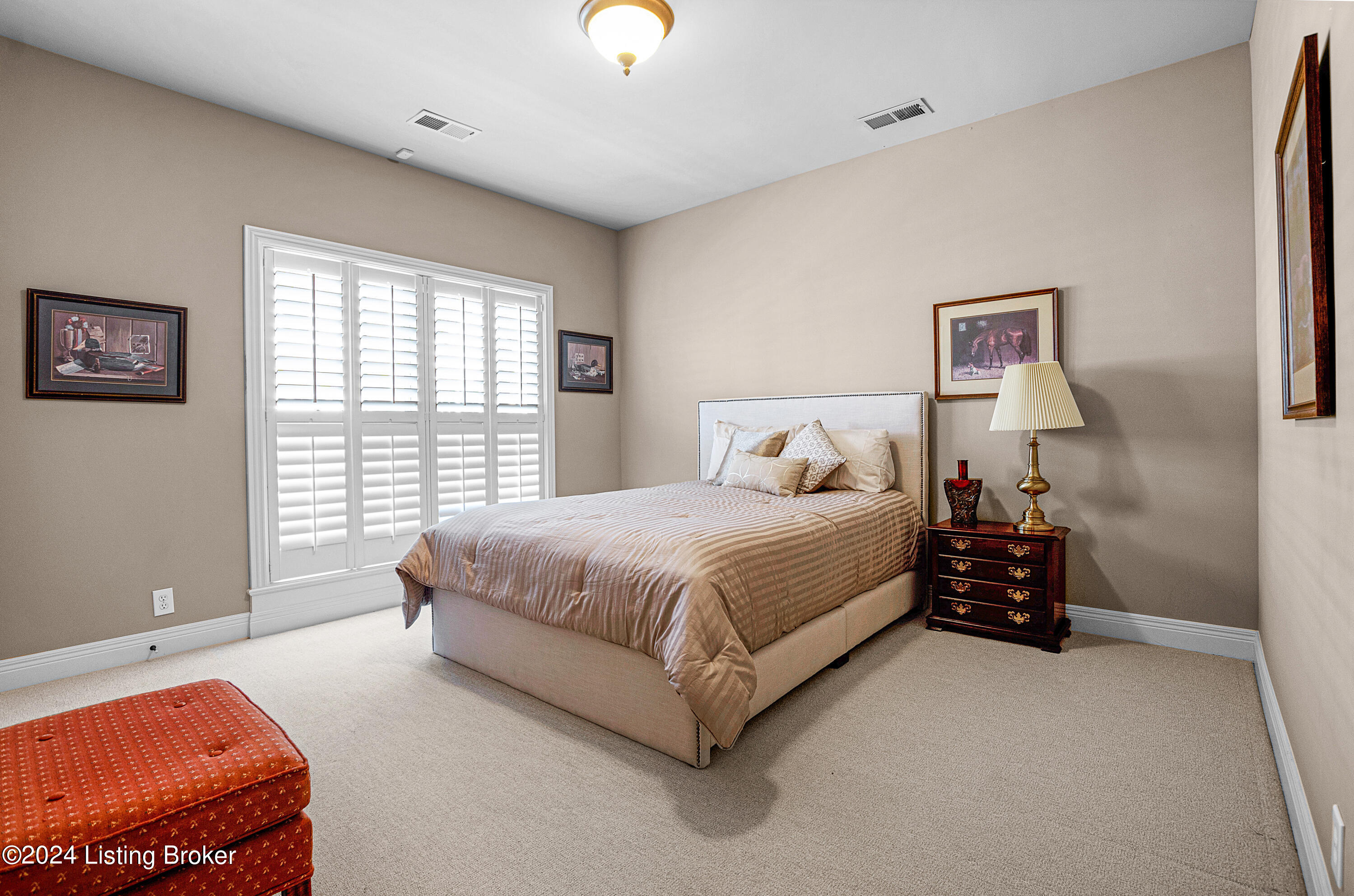 18616 Chadwick Glen Cir