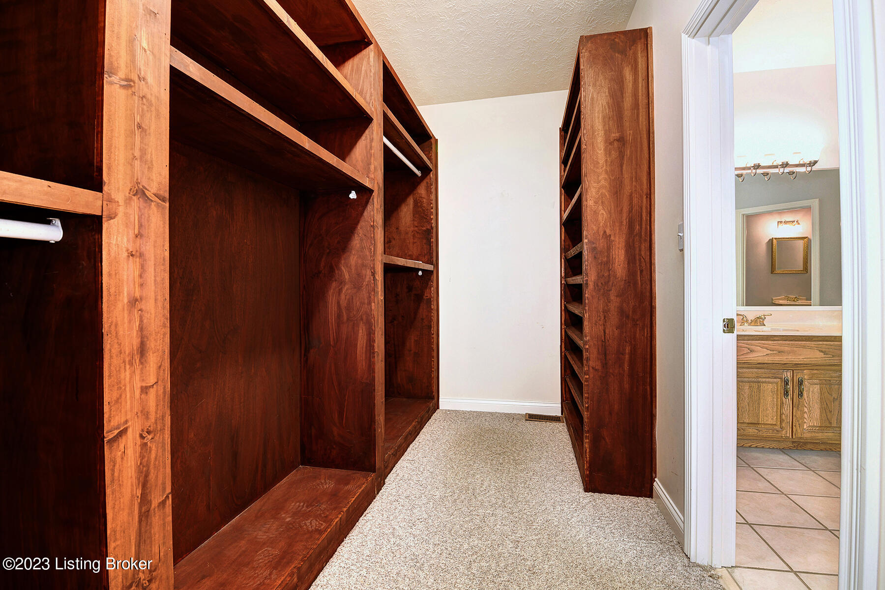 20 Fawn Ct