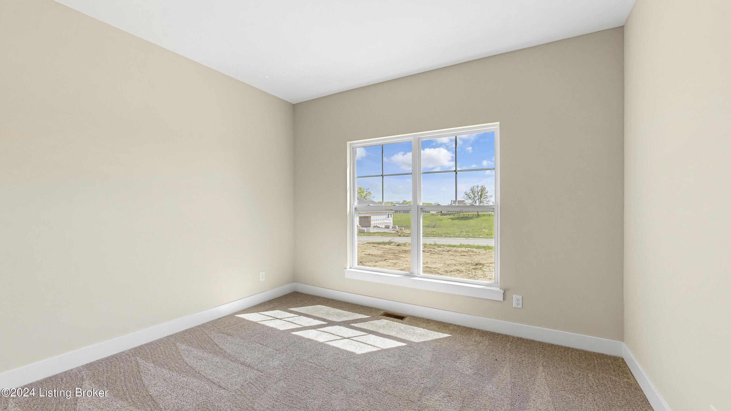 142 Dalton Dr