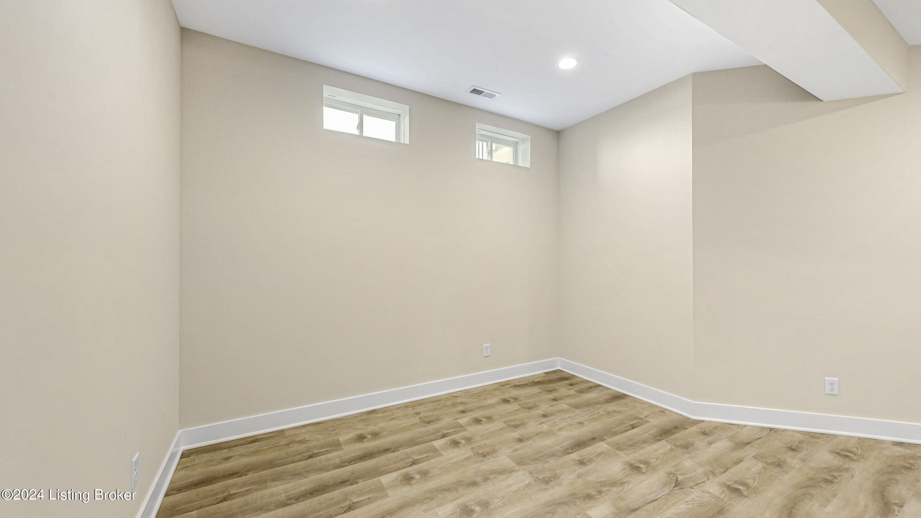 142 Dalton Dr