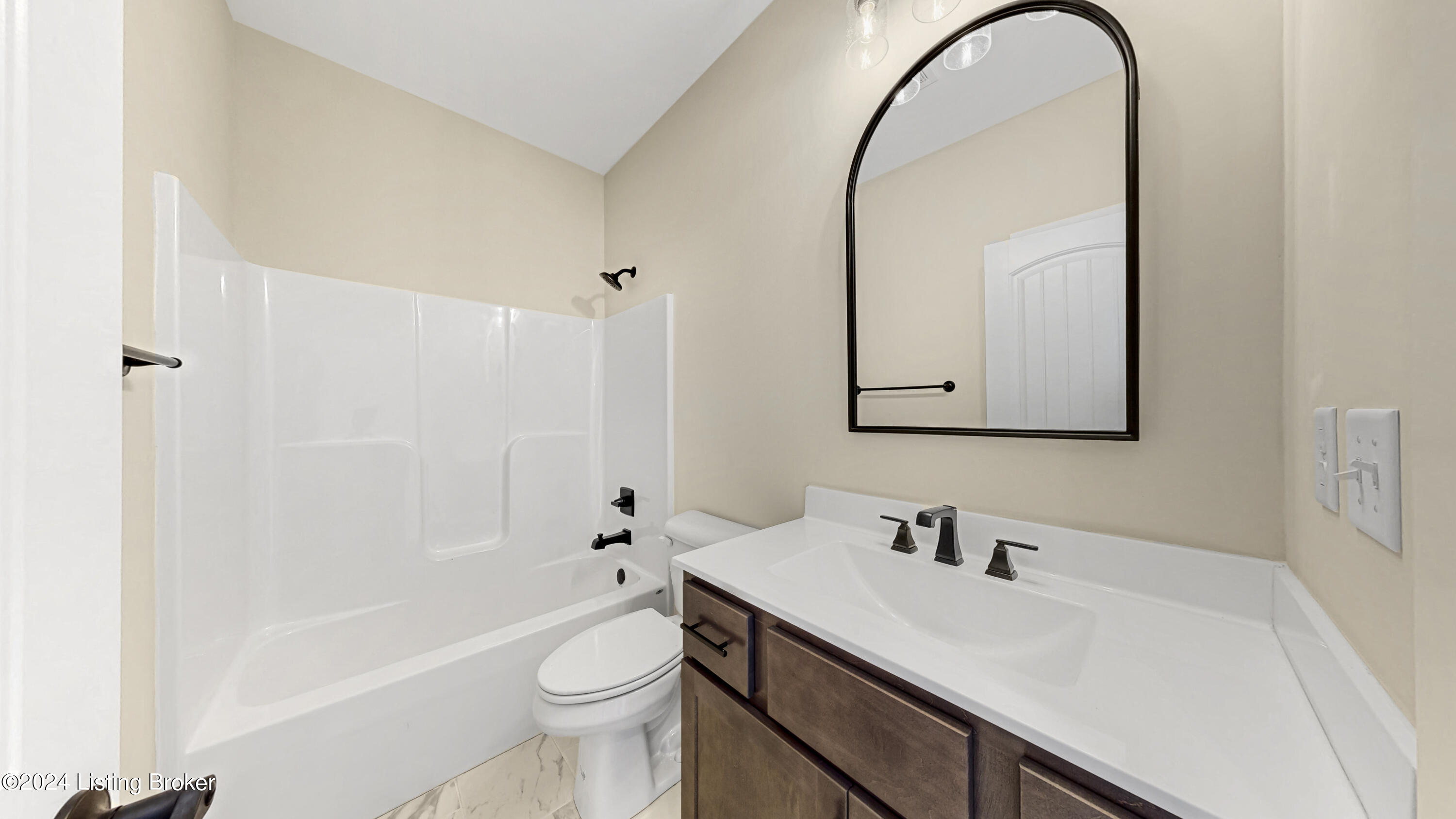 142 Dalton Dr