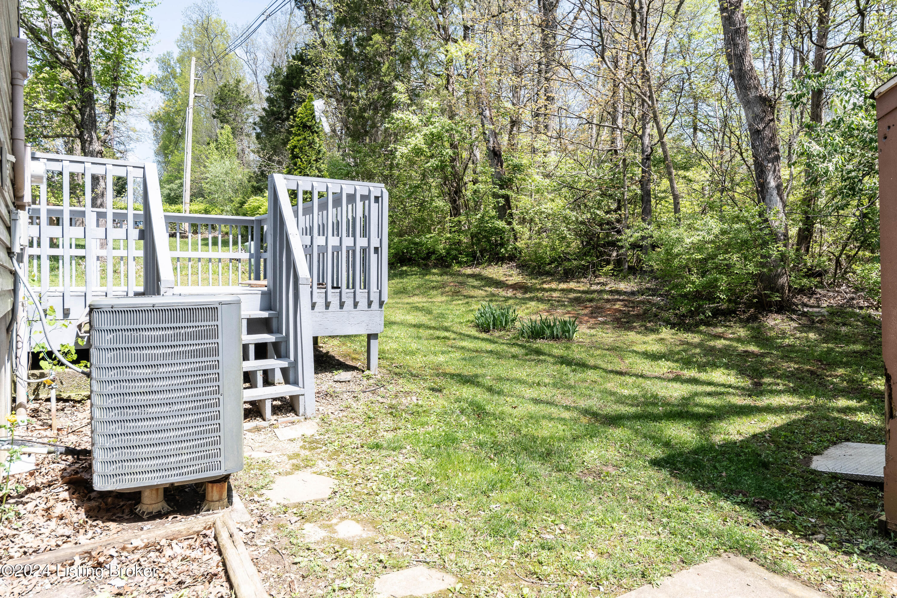 11003 Walbridge Ct