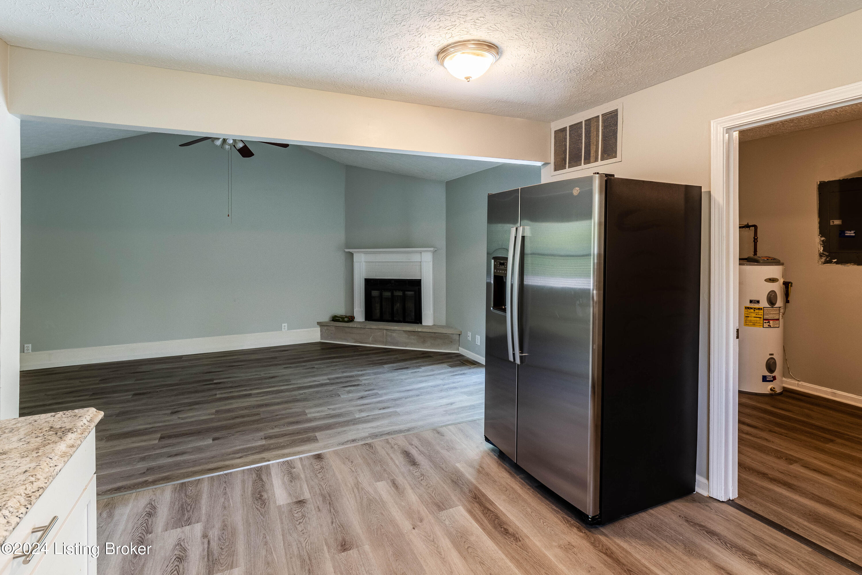 11003 Walbridge Ct