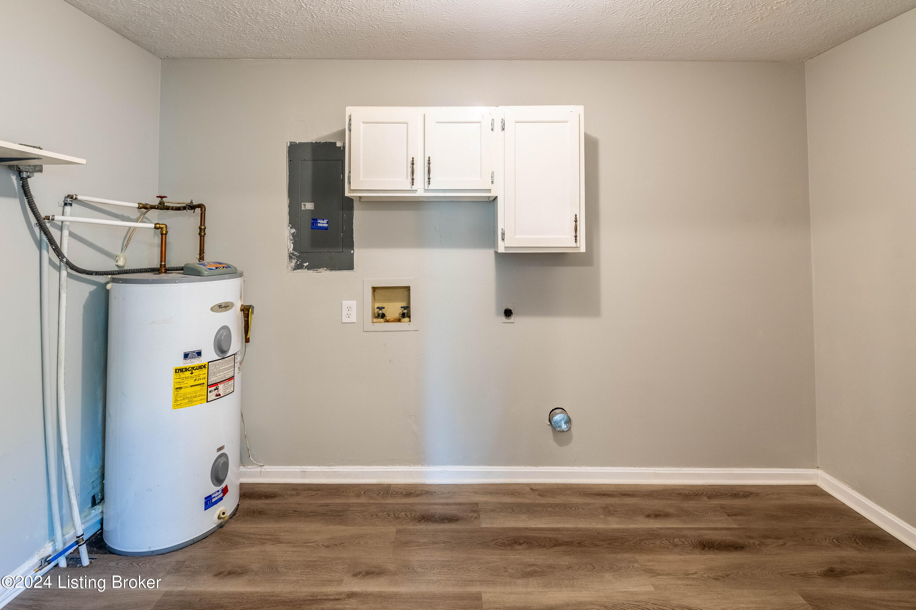 11003 Walbridge Ct