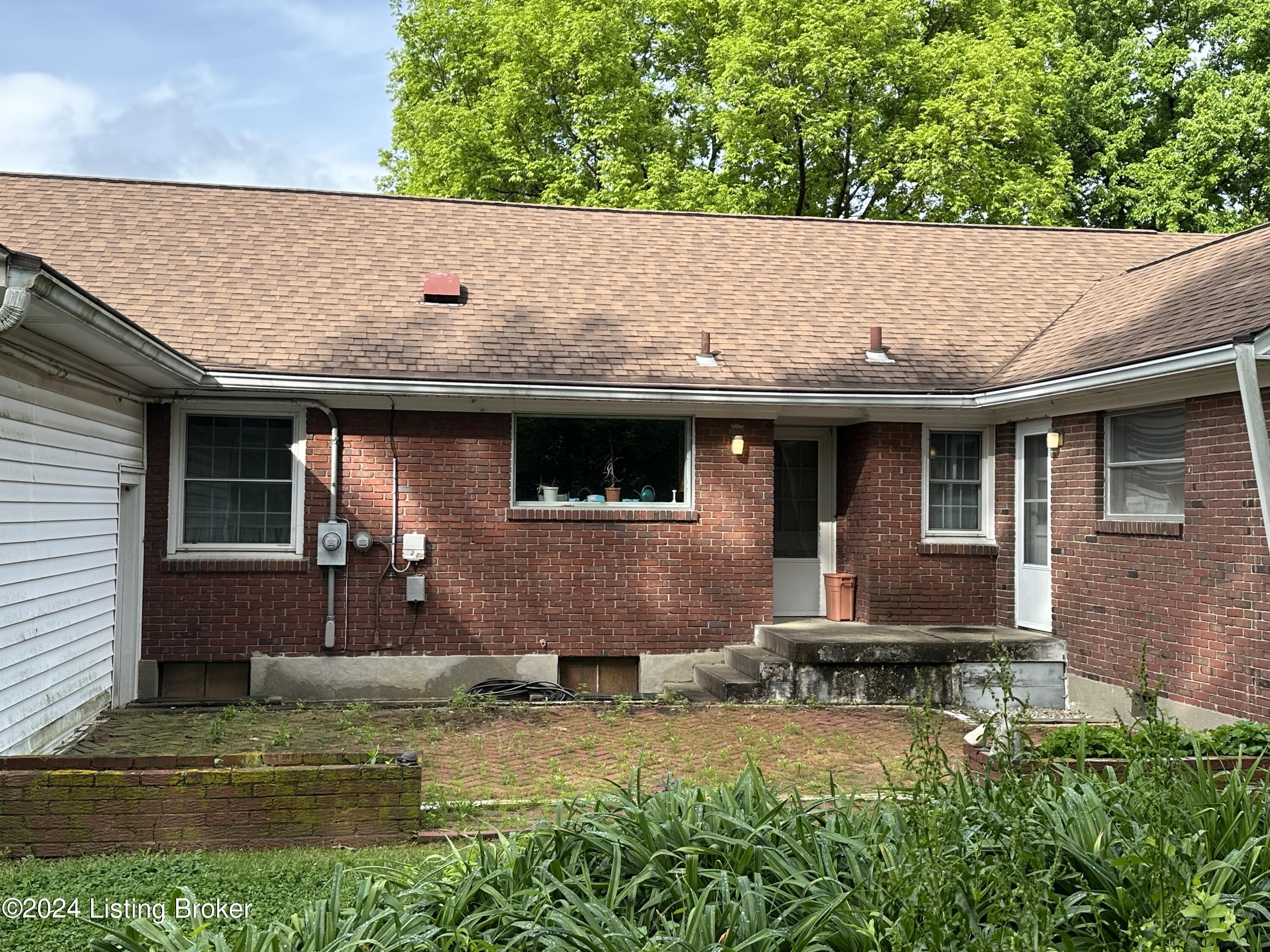 611 Southview Dr