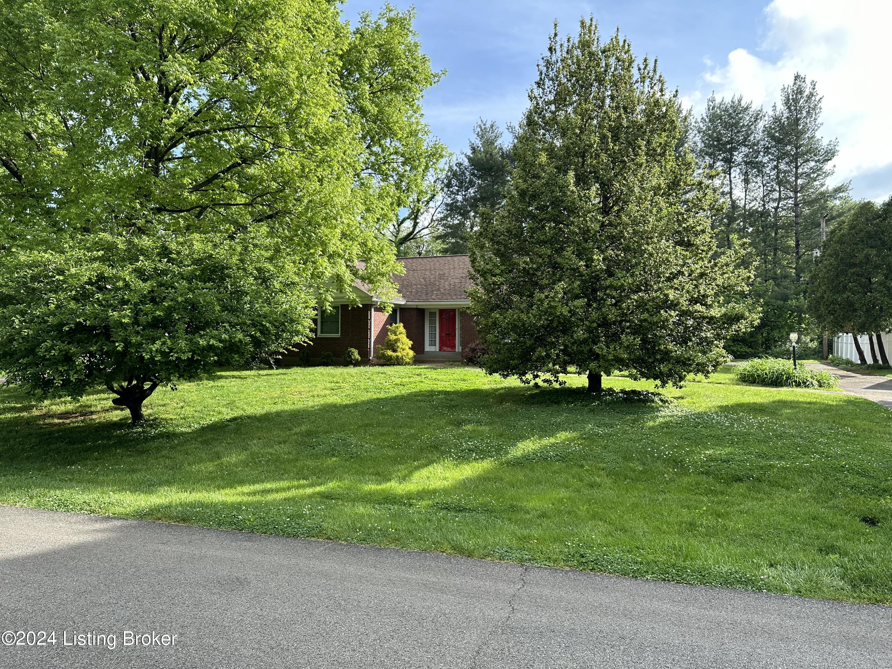 611 Southview Dr