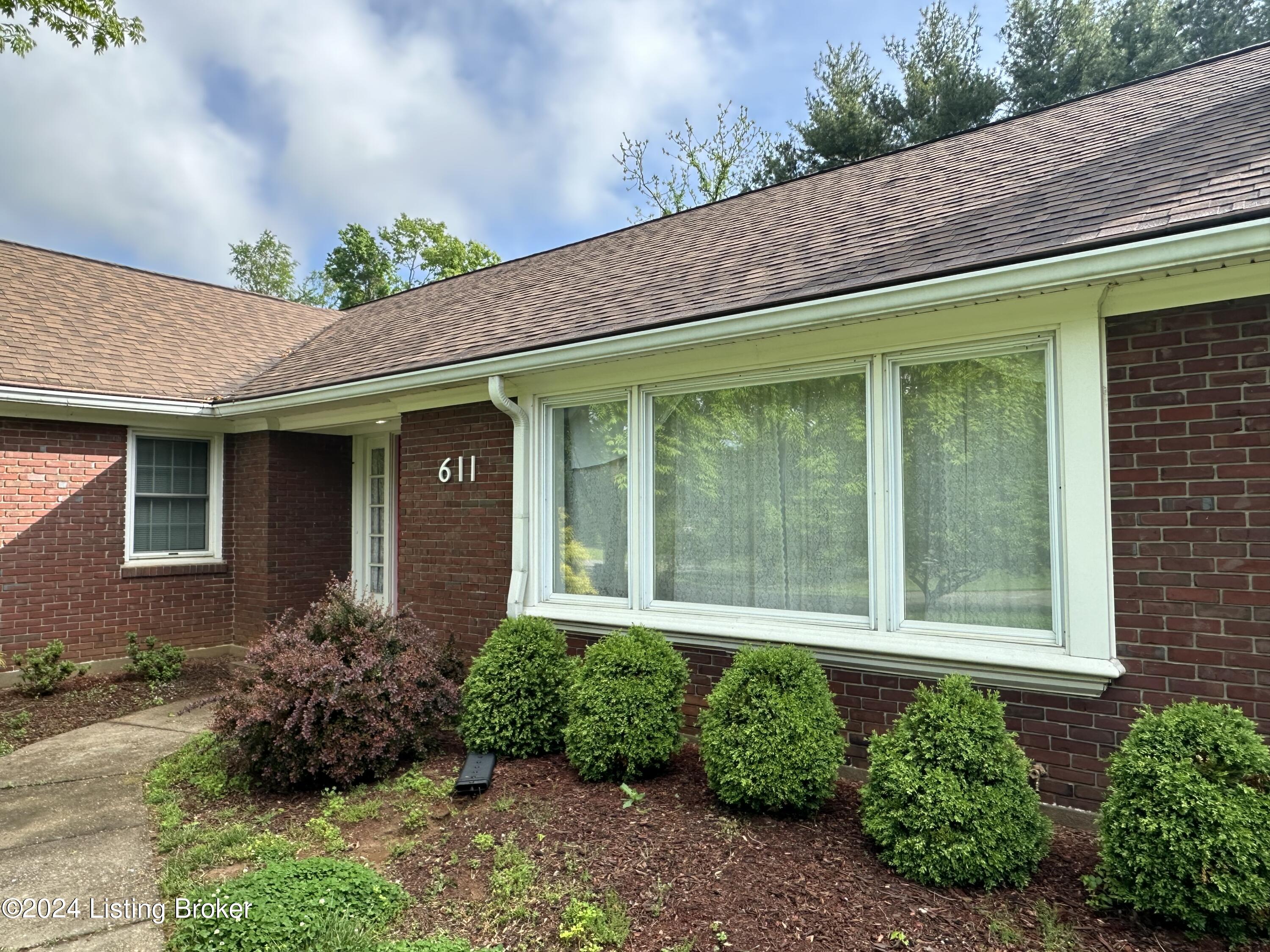 611 Southview Dr