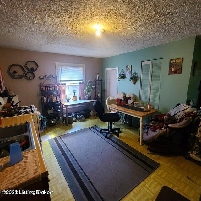 422 N 26th St