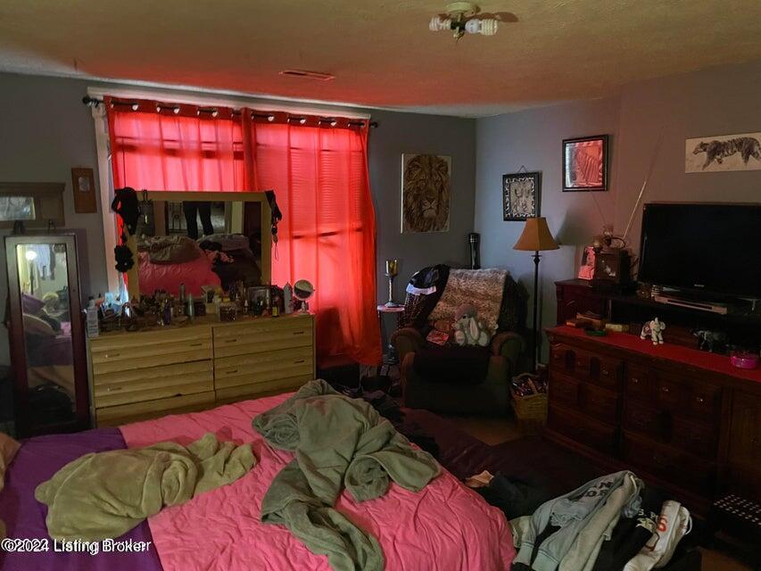 422 N 26th St